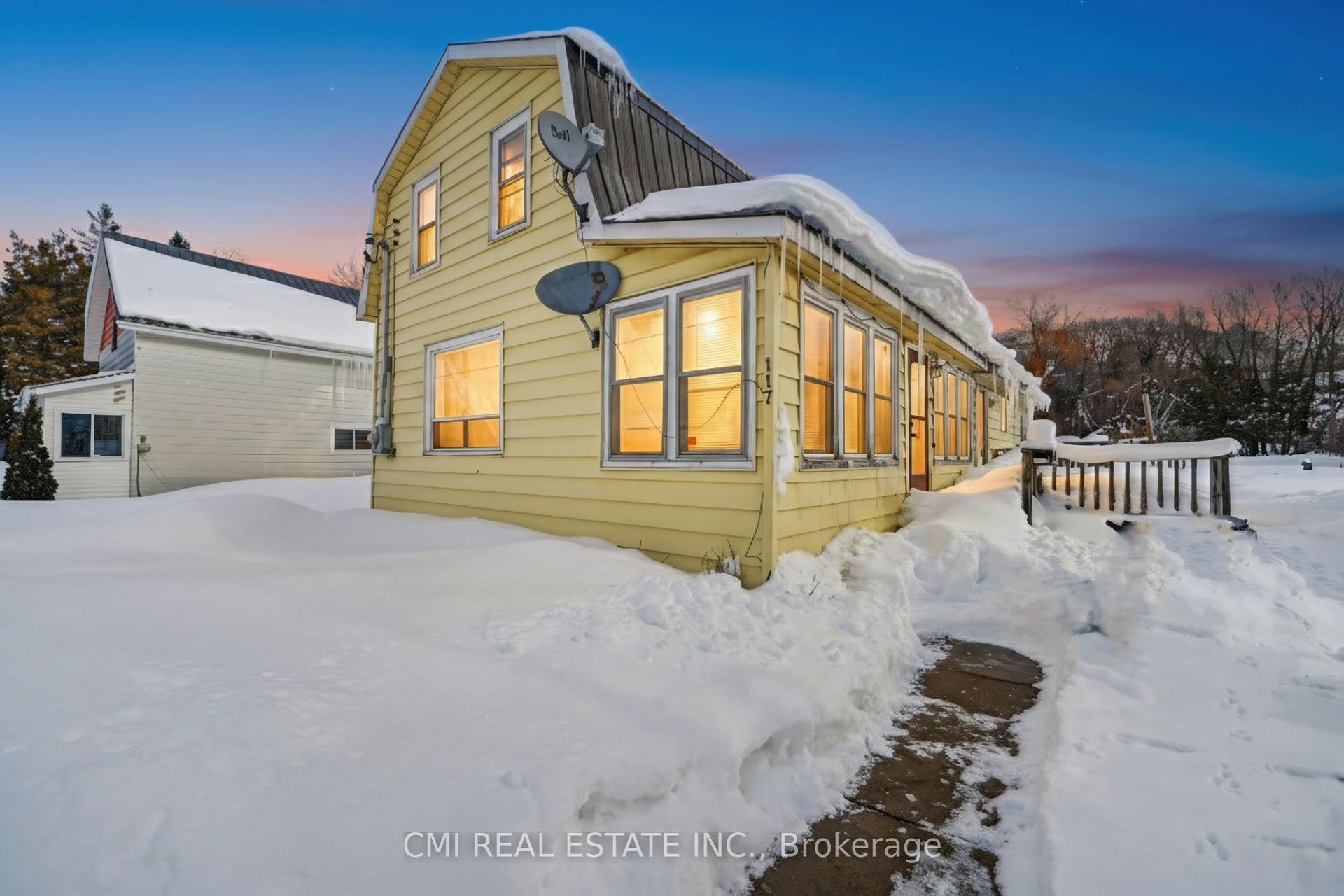 117 Fox Street — photo 1