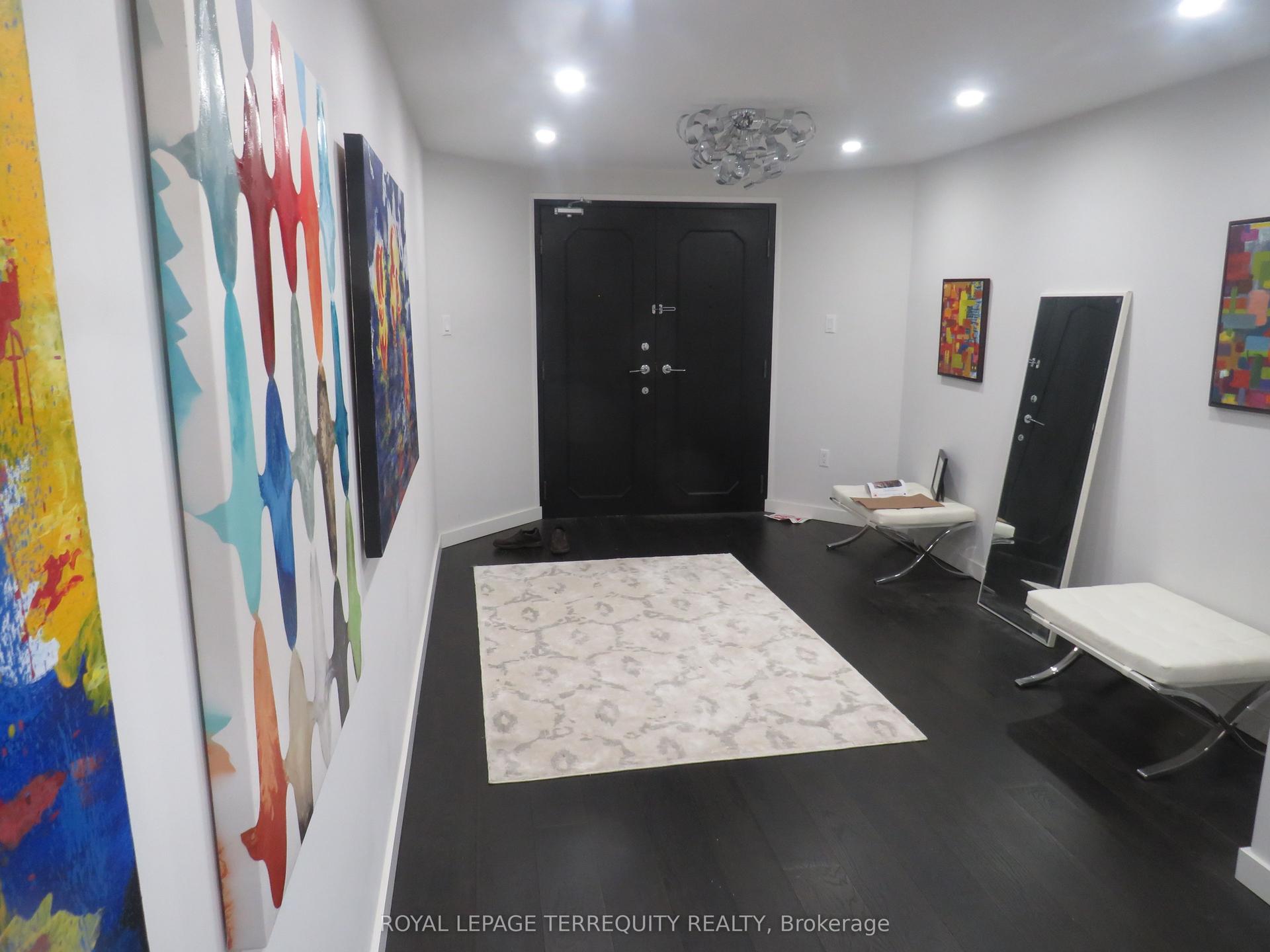 2045 Lake Shore Boulevard W 3305 #3305, Toronto — Condo for sale, photo 1