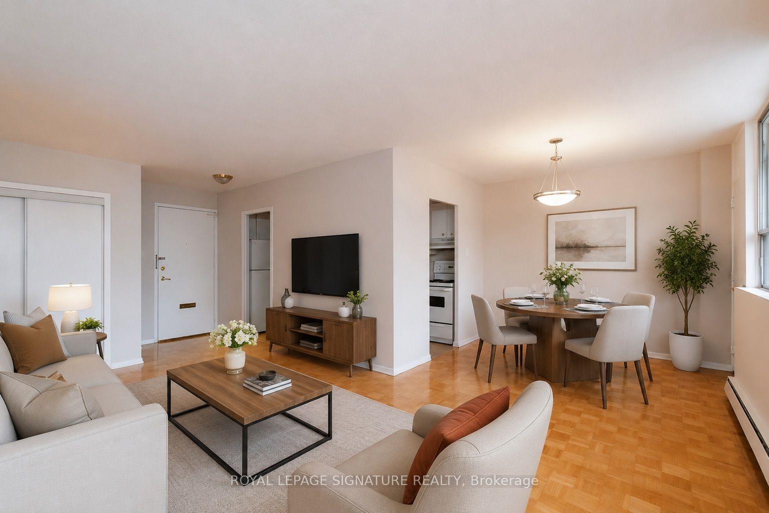 525 Eglinton Avenue E 203 #203, Toronto — Condo for lease, photo 1