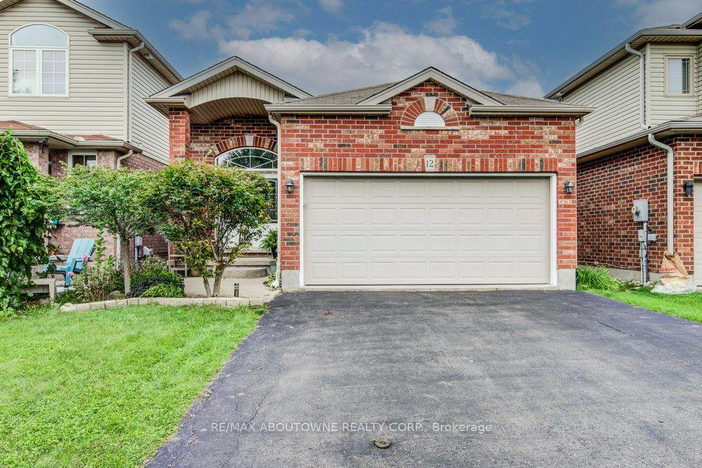 12 BROCK Street, Guelph — Detached for lease, photo 1