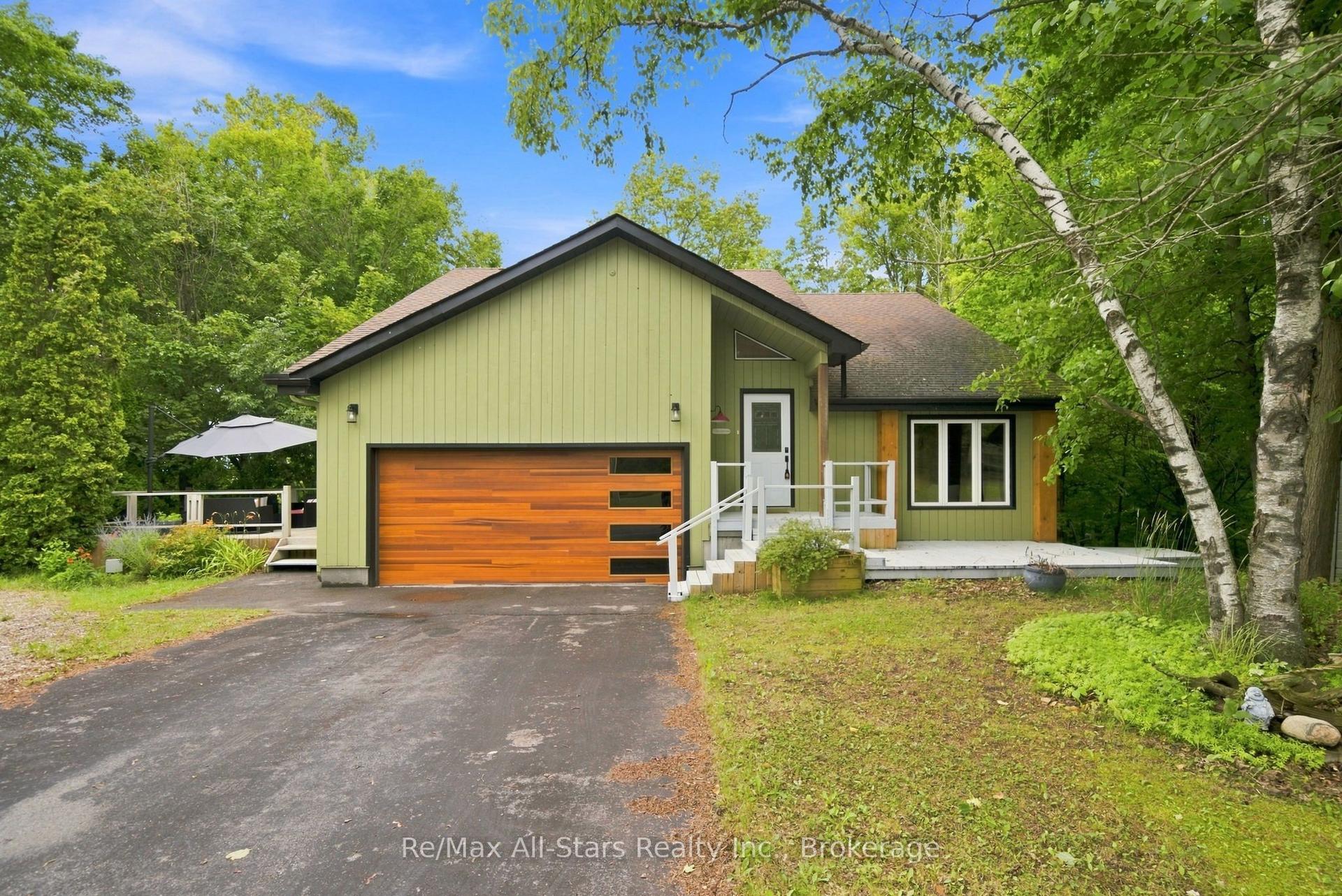 21671 Brunon Avenue, Kawartha Lakes — Detached for sale, photo 1