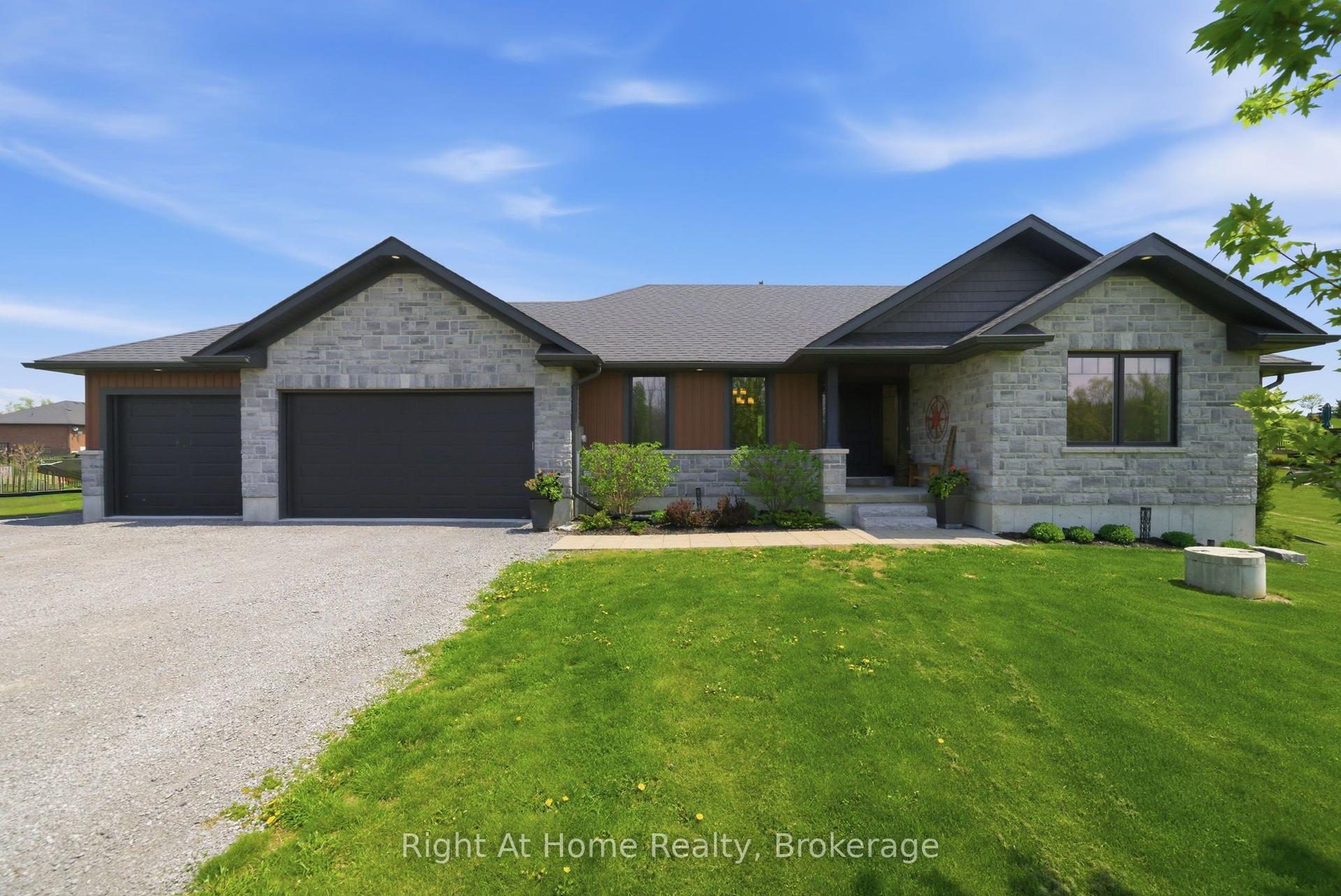 144 Hiddenvalley Drive — photo 1