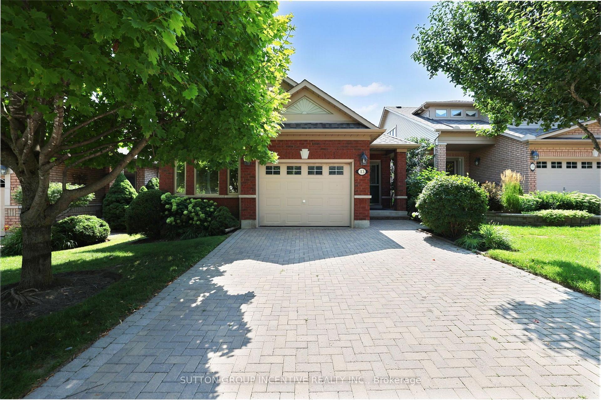 13 Renaissance Point, New Tecumseth — Detached for sale, photo 1