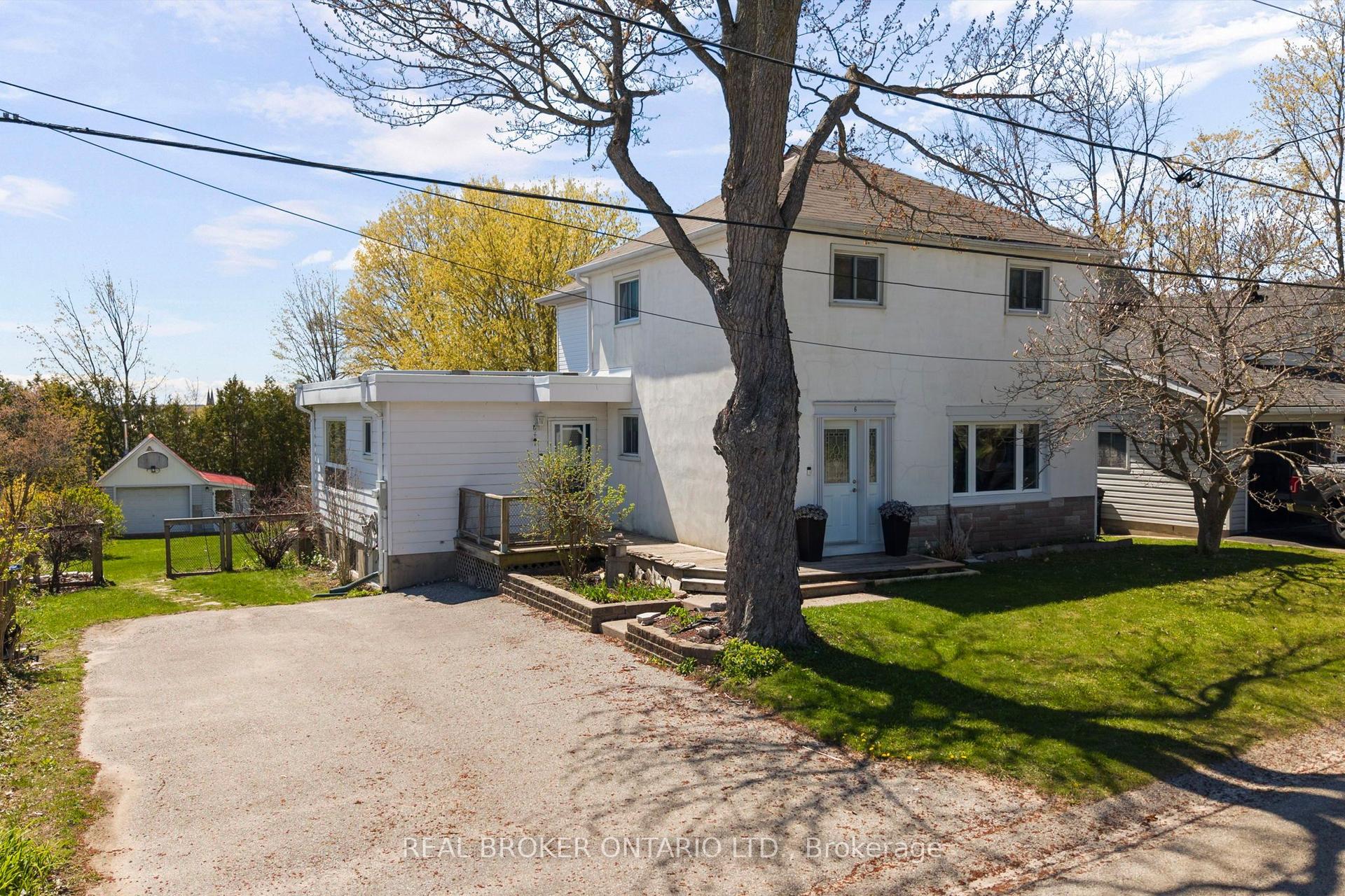 6 Lucy Street — photo 1