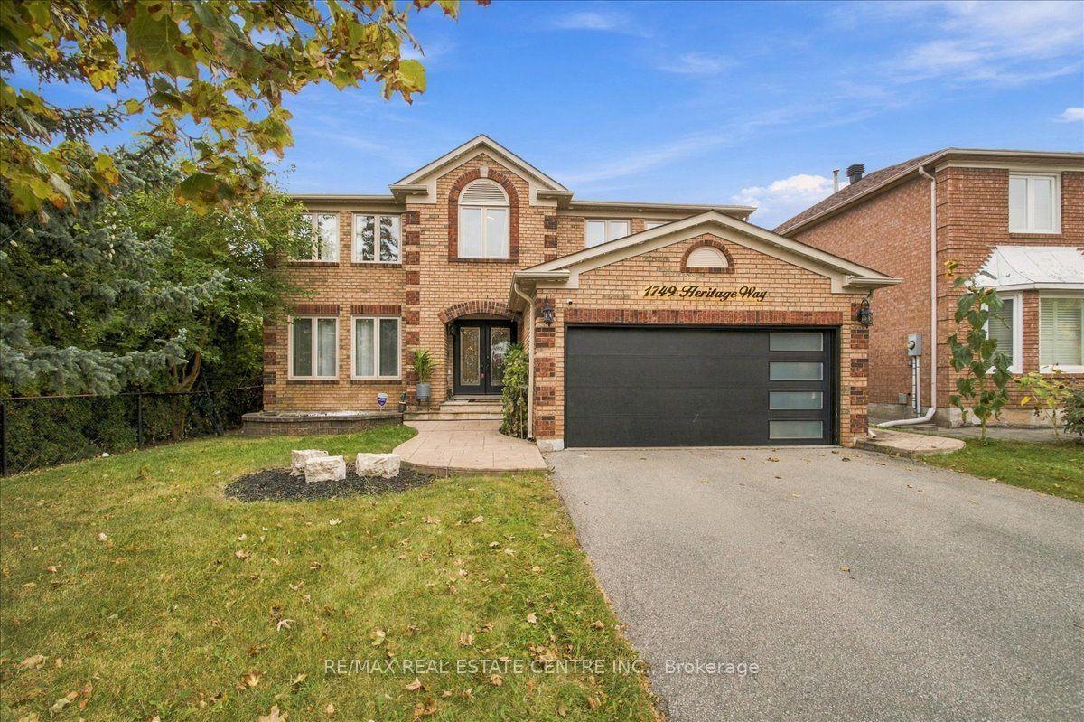 1749 Heritage Way, Oakville — Detached for sale, photo 1