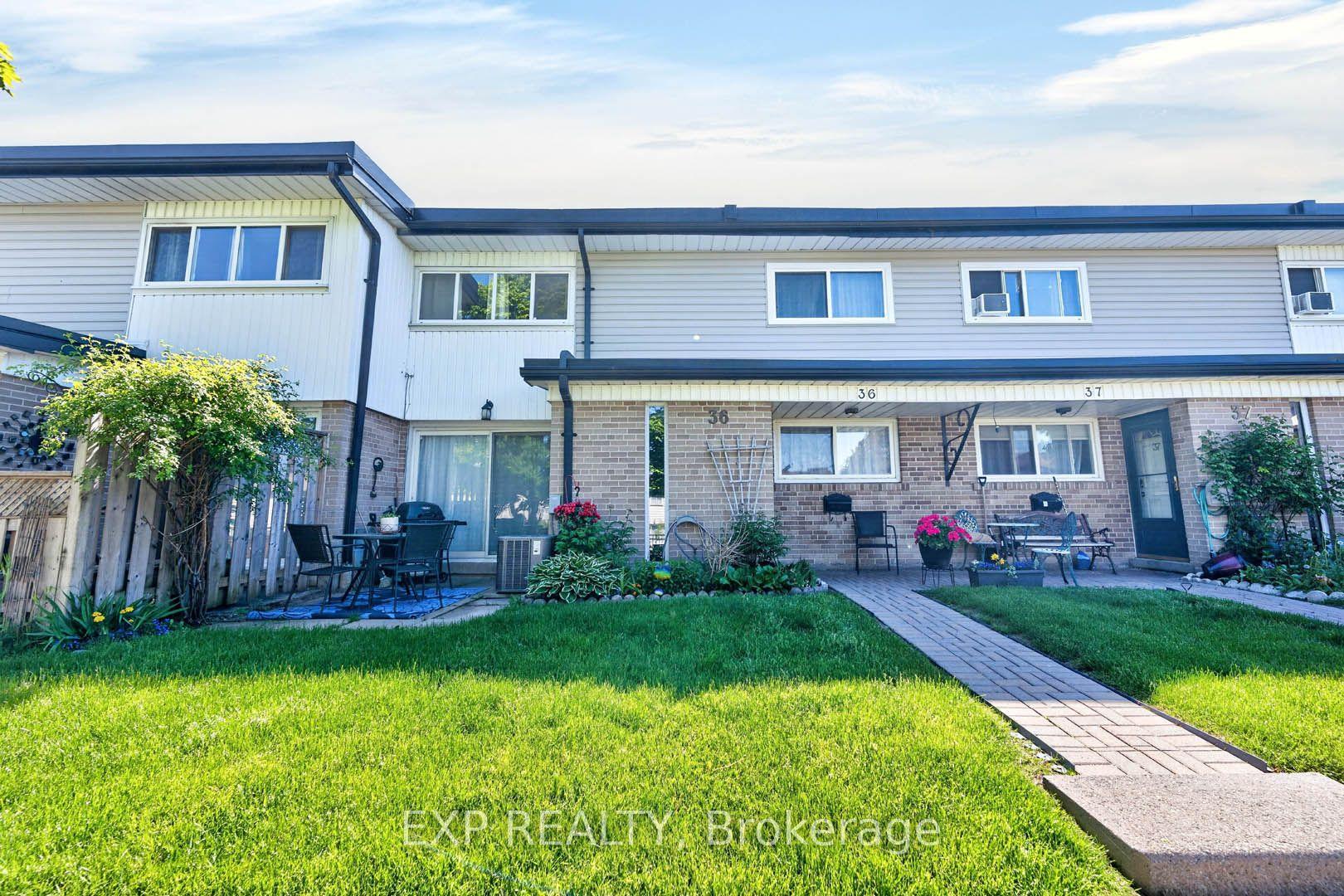 925 Bayly Street 36 #36, Pickering — Condo Town for sale, photo 1