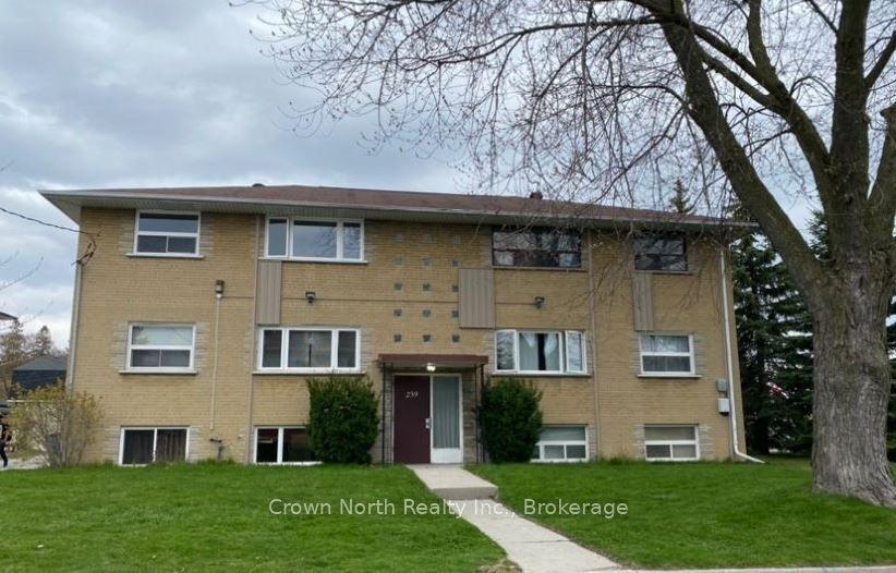 239 Montrave Avenue 4 #4, Oshawa — Multiplex for lease, photo 1