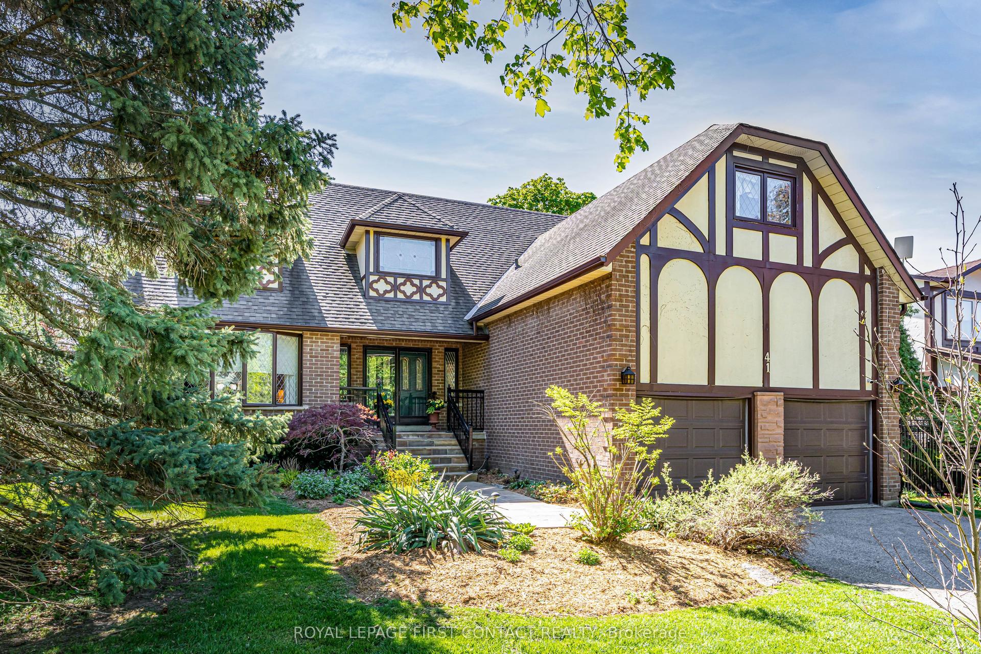41 Marilyn Street — photo 1
