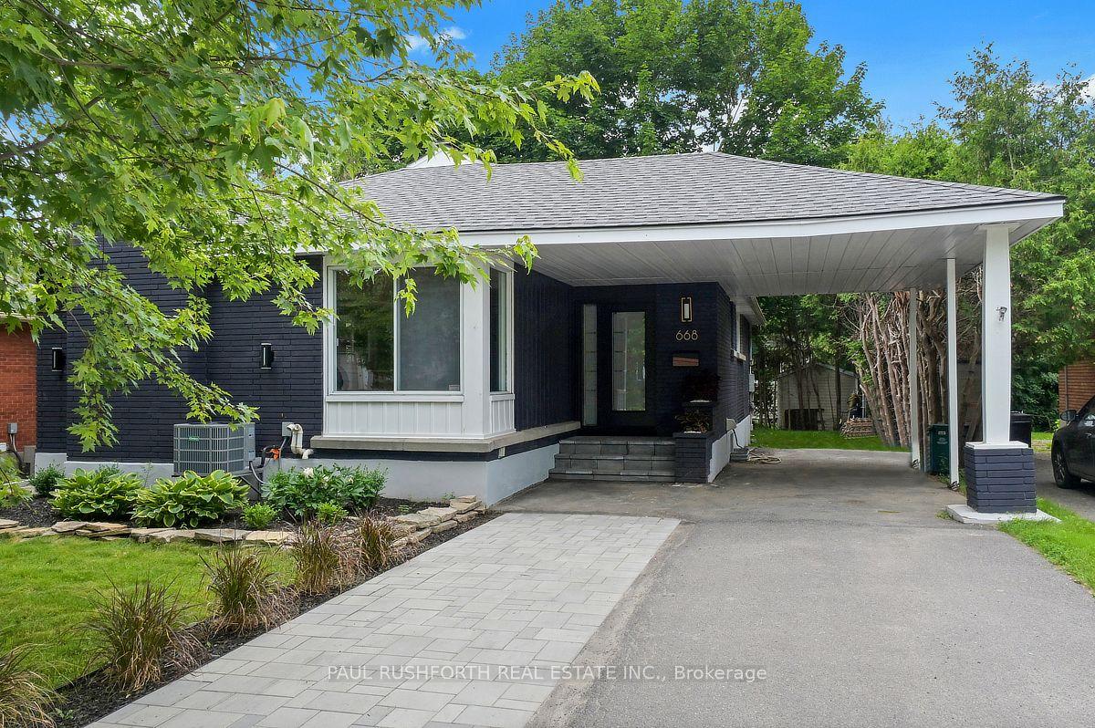 668 Fraser Avenue, Carlingwood - Westboro and Area — Detached for sale, photo 1