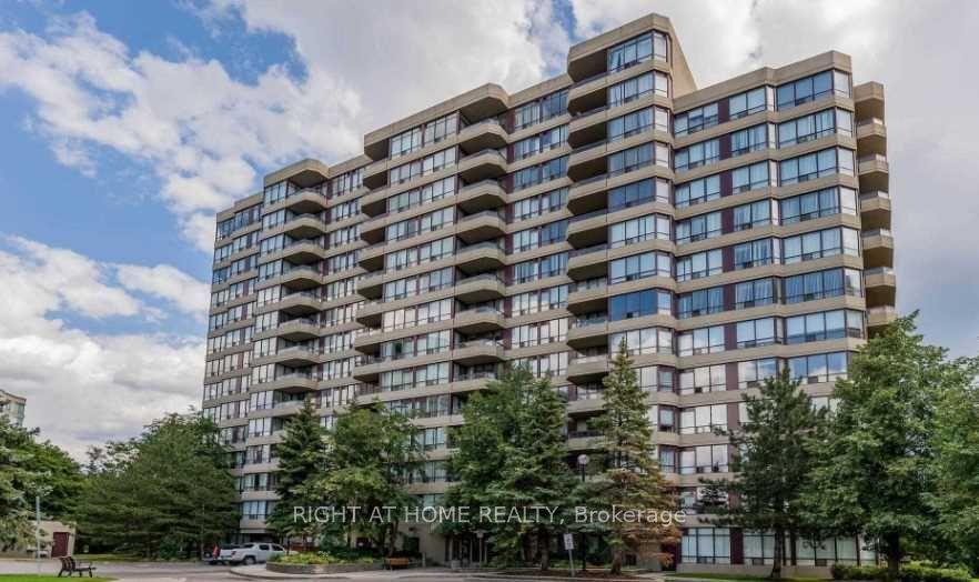 91 Townsgate Drive 411 #411 — photo 1