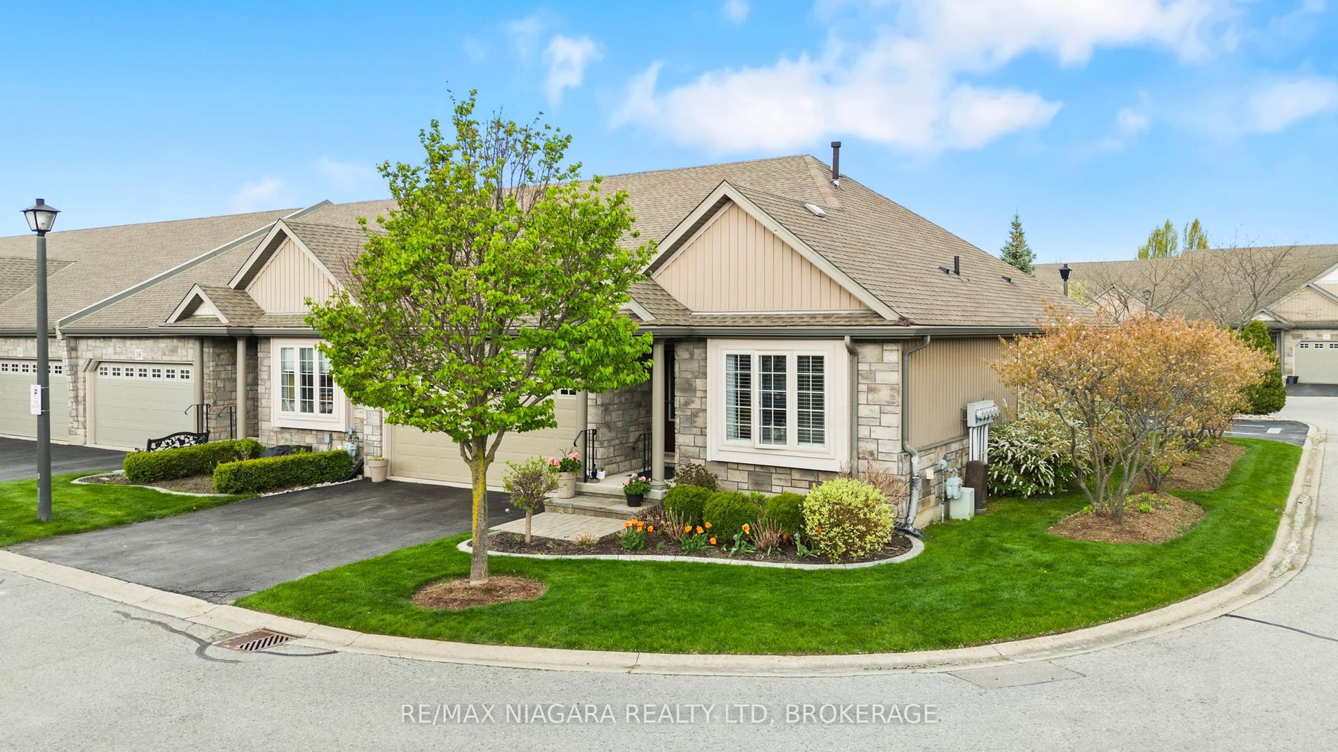 34 Rose Glen Crescent — photo 1