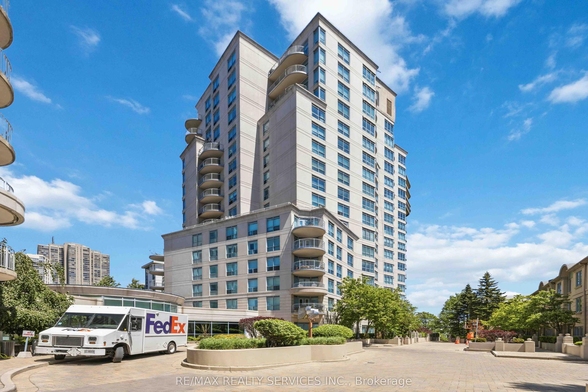 2111 Lake Shore Boulevard W 121 #121, Toronto — Condo for sale, photo 1