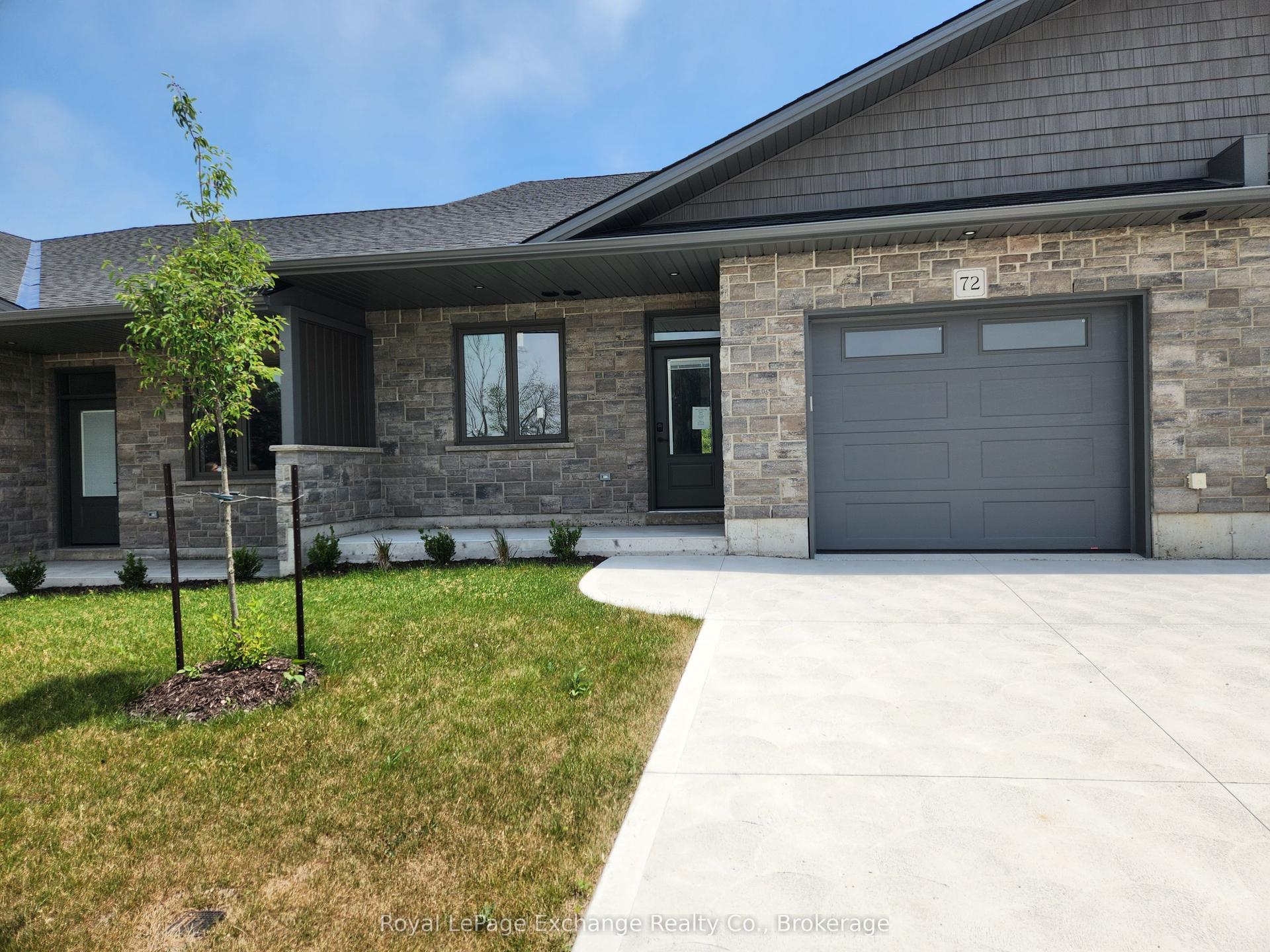 12 W Mercedes Crescent N, Kincardine — Townhouse for sale, photo 1