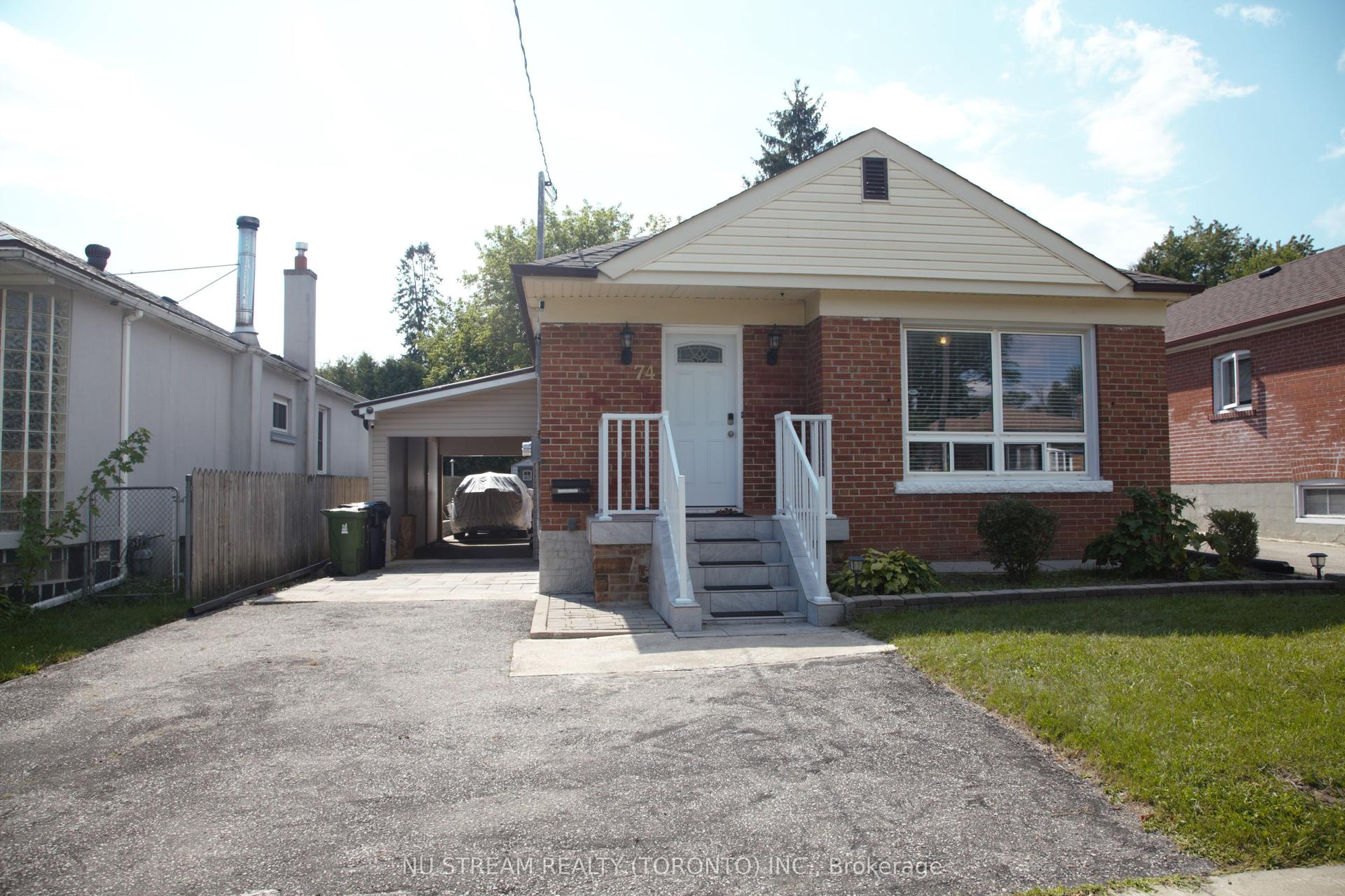 74 Wye Valley Road, Toronto — Detached for lease, photo 1