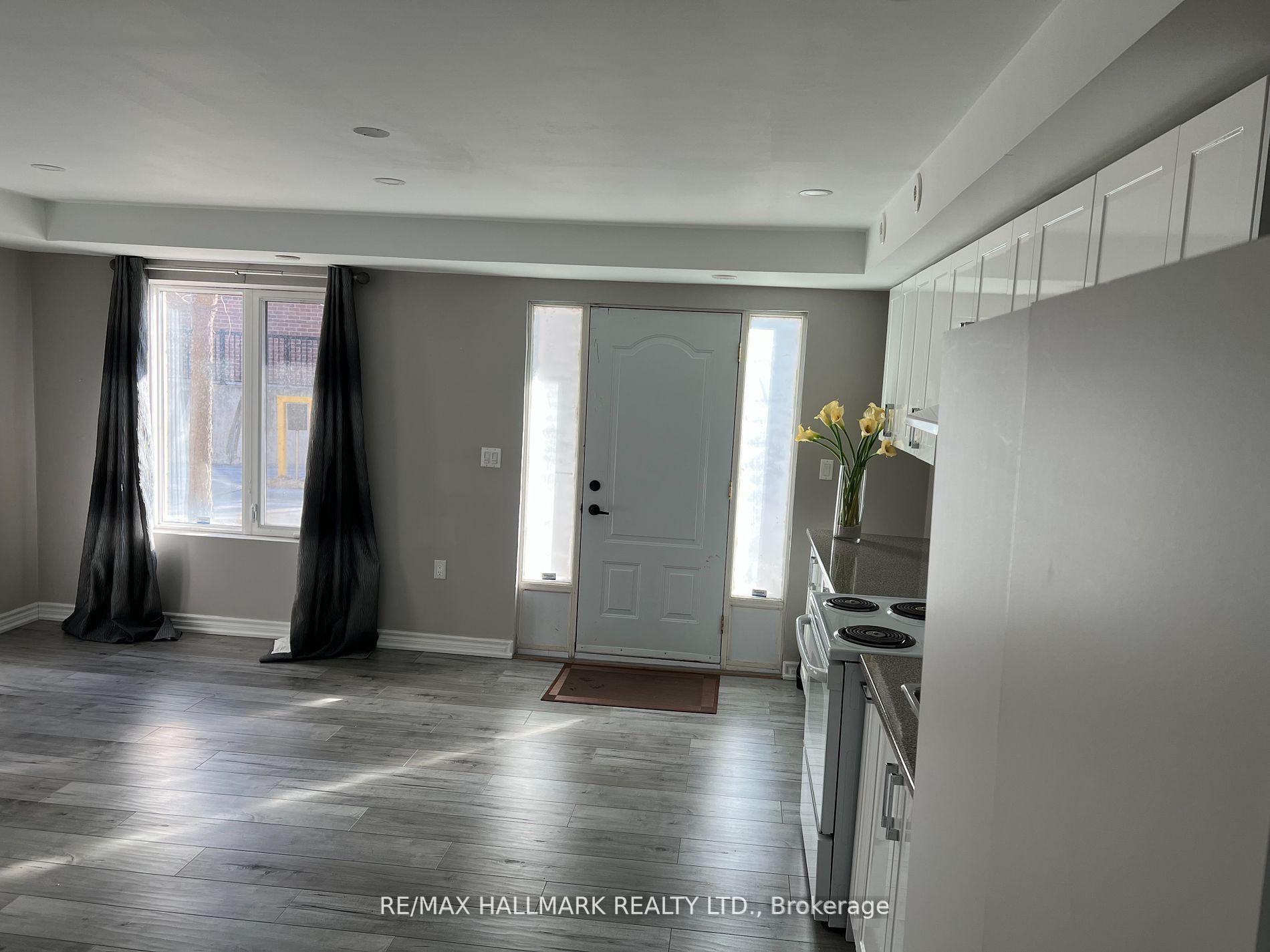 3029 Finch Avenue W 14 #Basement #14 #Basement, Toronto — Condo Town for lease, photo 1