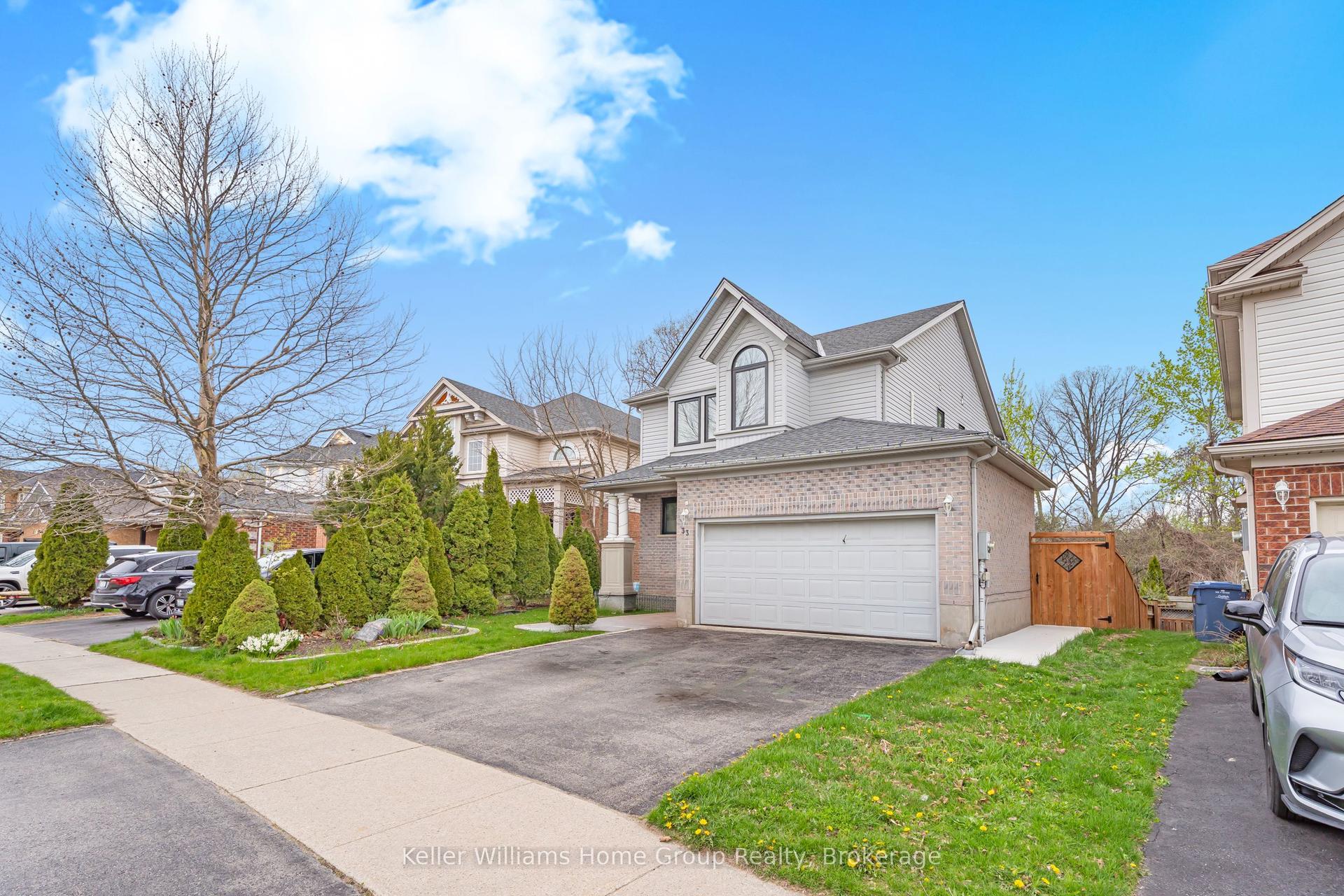 33 Milson Crescent Lower #Lower — photo 1