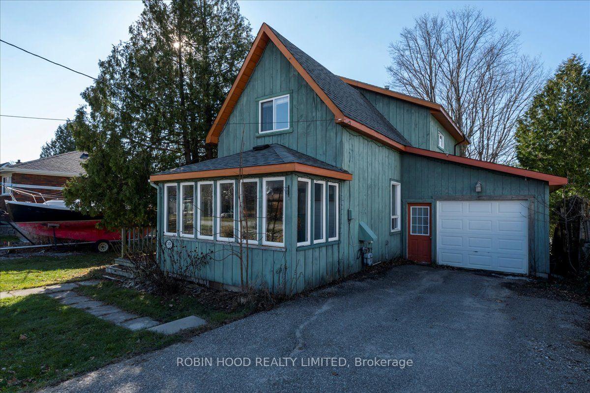 10 Lucy Street — photo 1