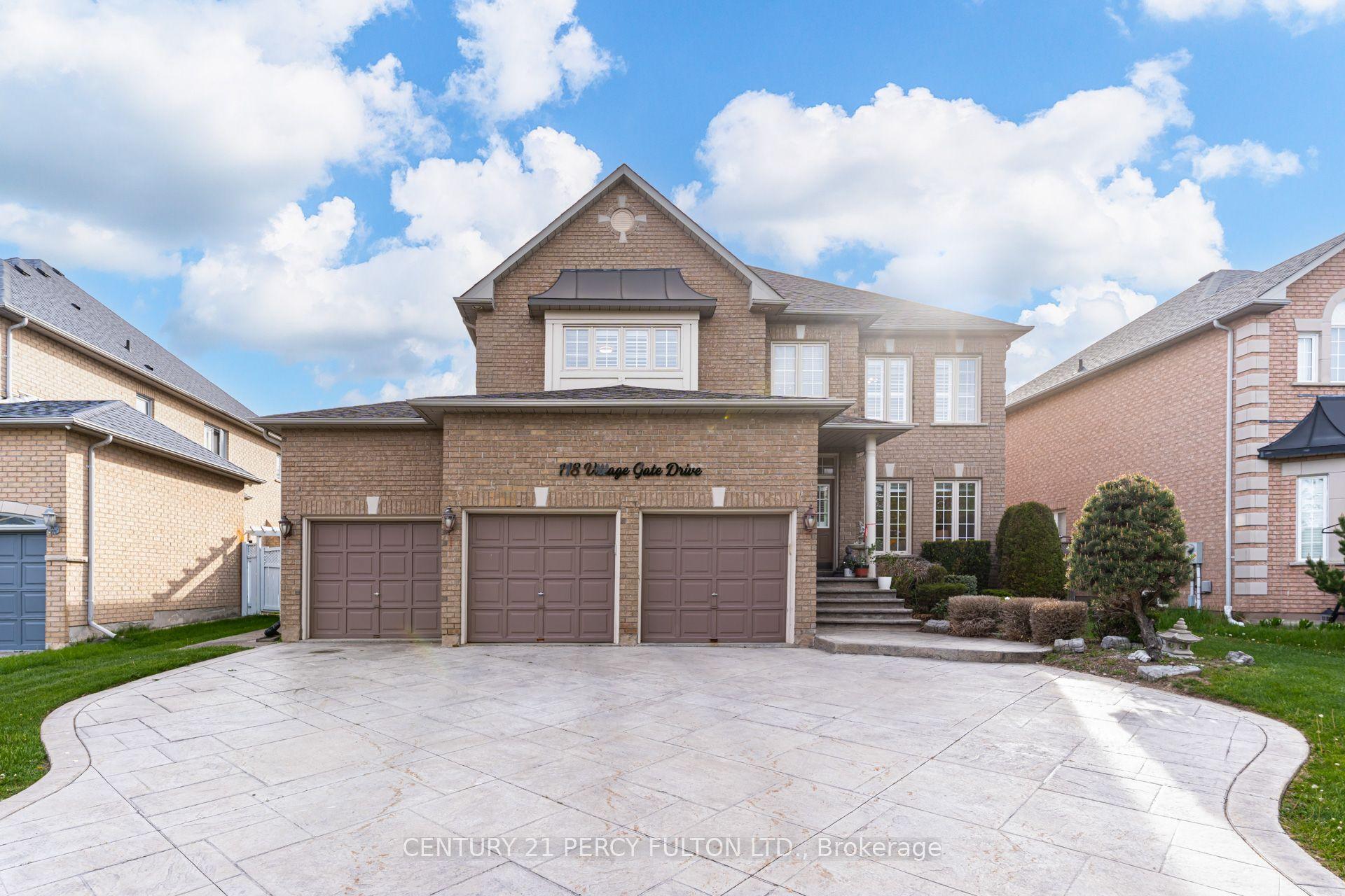 118 Village Gate Drive — photo 1