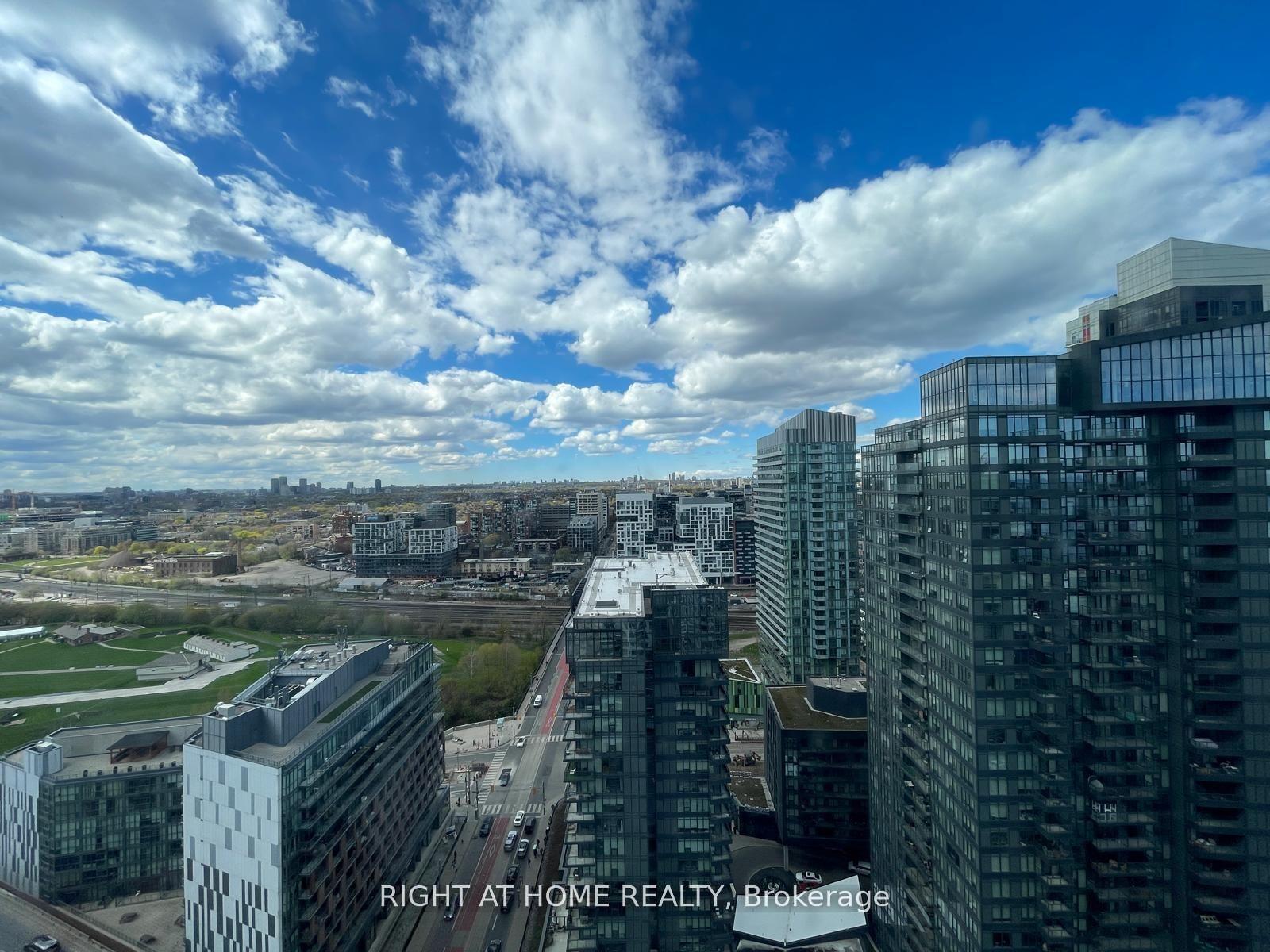 19 Bathurst Street 3205 #3205, Toronto — Condo for lease, photo 1