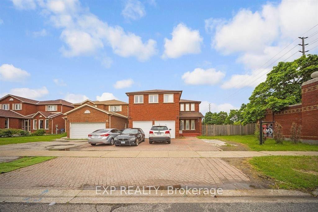 692 Huntington Ridge Drive, Mississauga — Detached for sale, photo 1