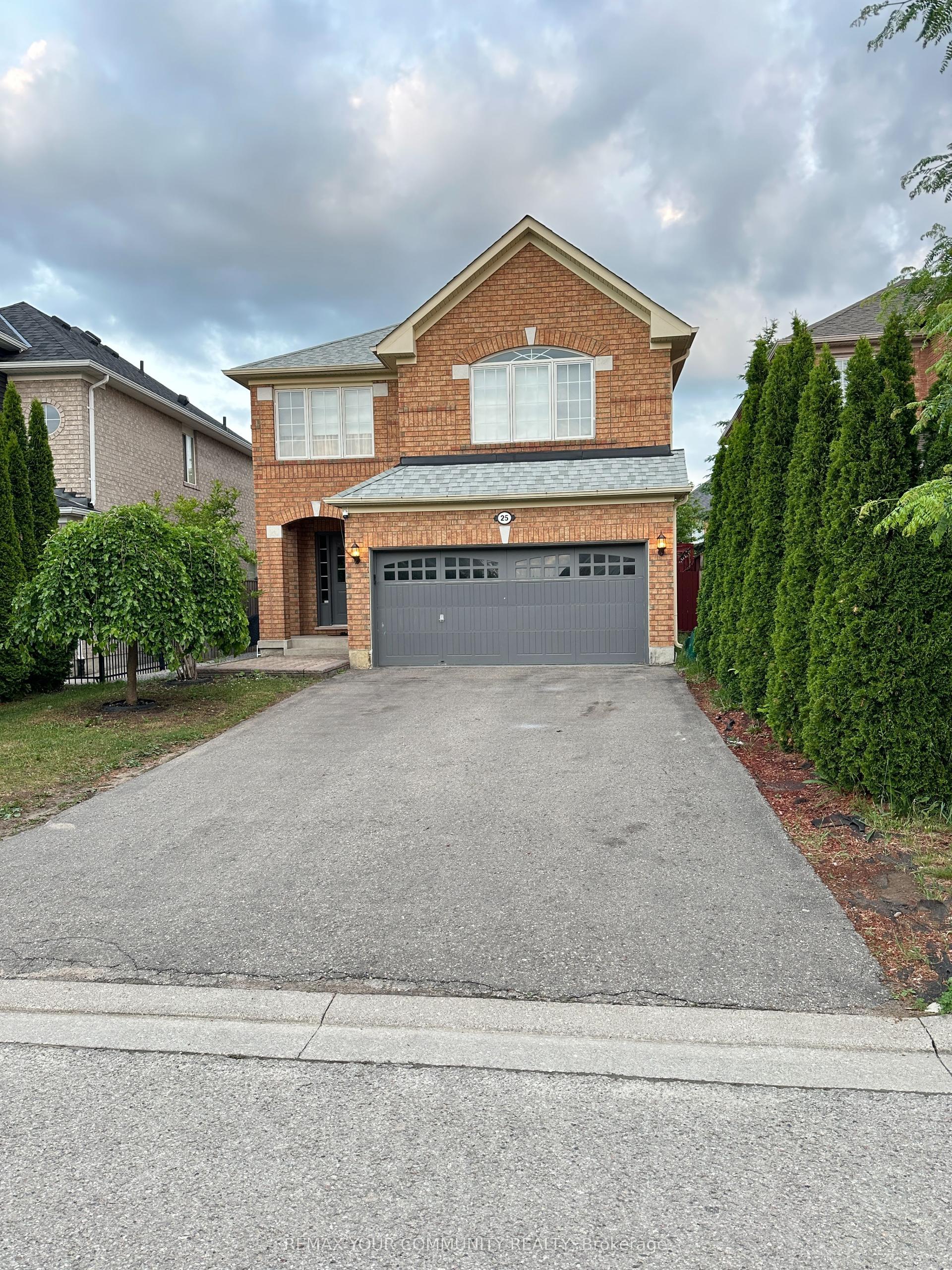 25 Fitzwilliam Avenue Bsmt #Bsmt — photo 1
