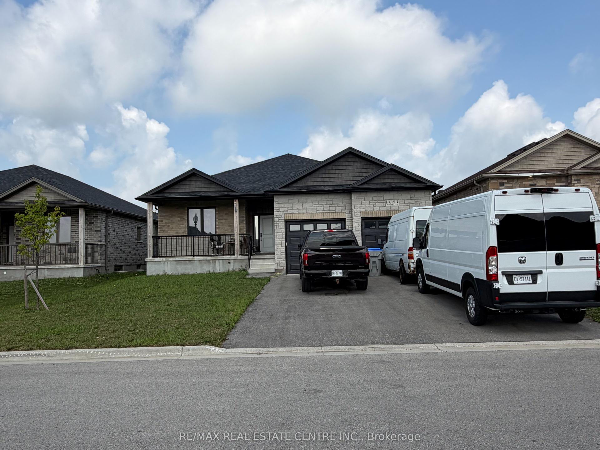 615 Winchester Avenue S, North Perth — Detached for sale, photo 1