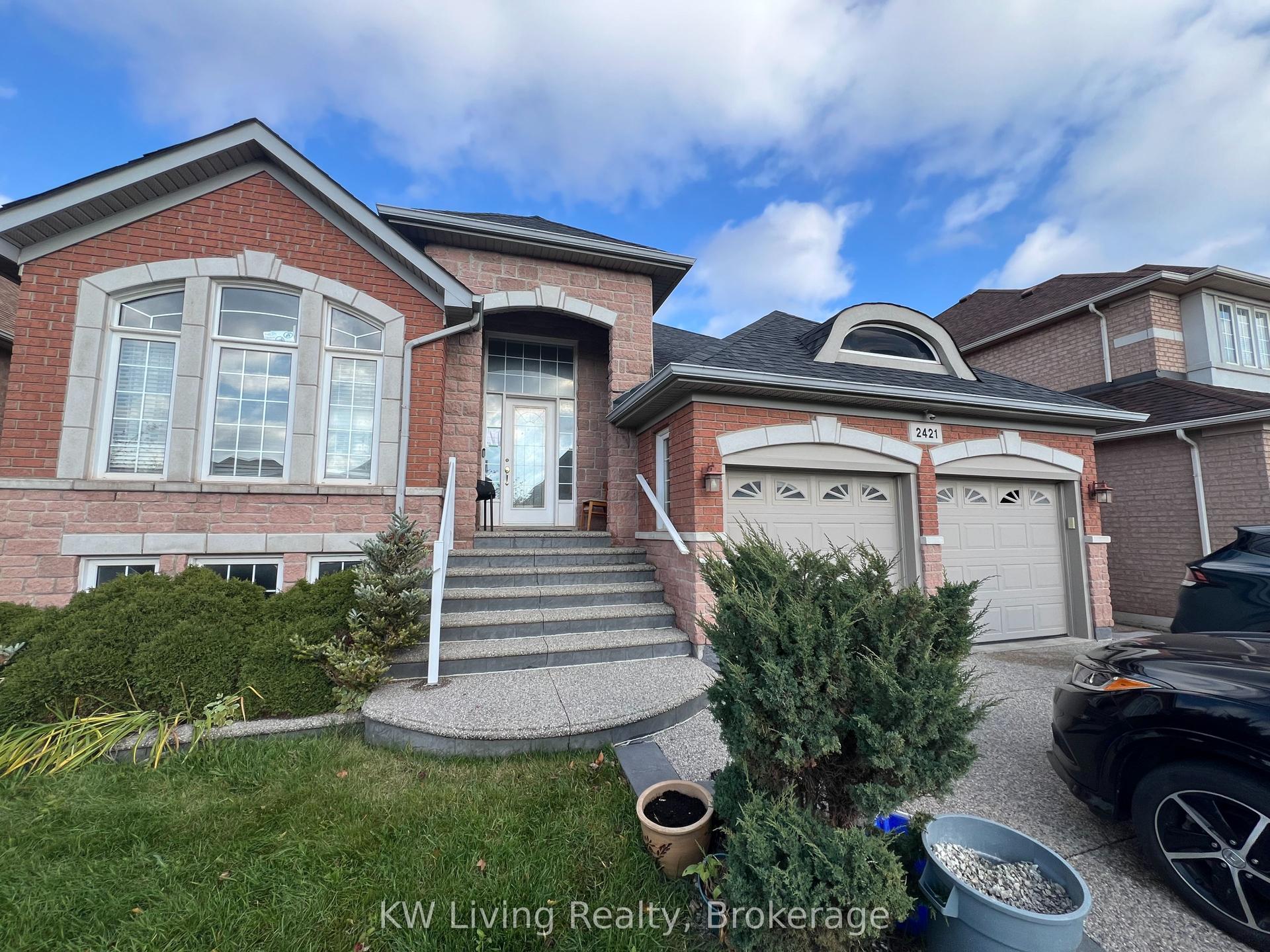 2421 Eighth Line, Oakville — Detached for lease, photo 1
