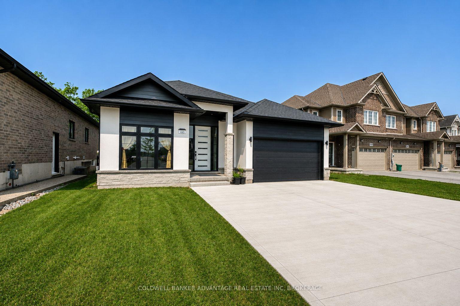 445 Julia Drive, Welland — Detached for sale, photo 1