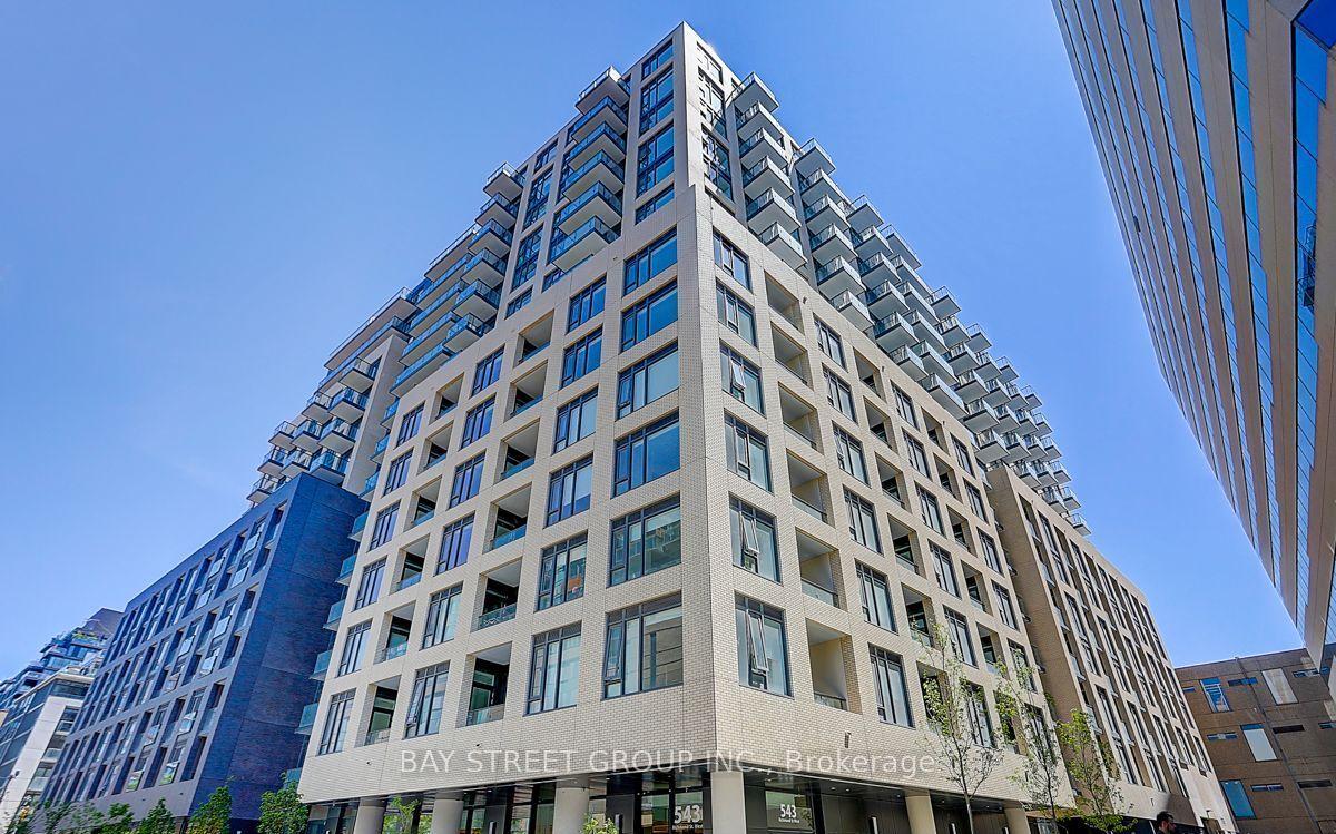 543 Richmond Street W 701 #701 — photo 1