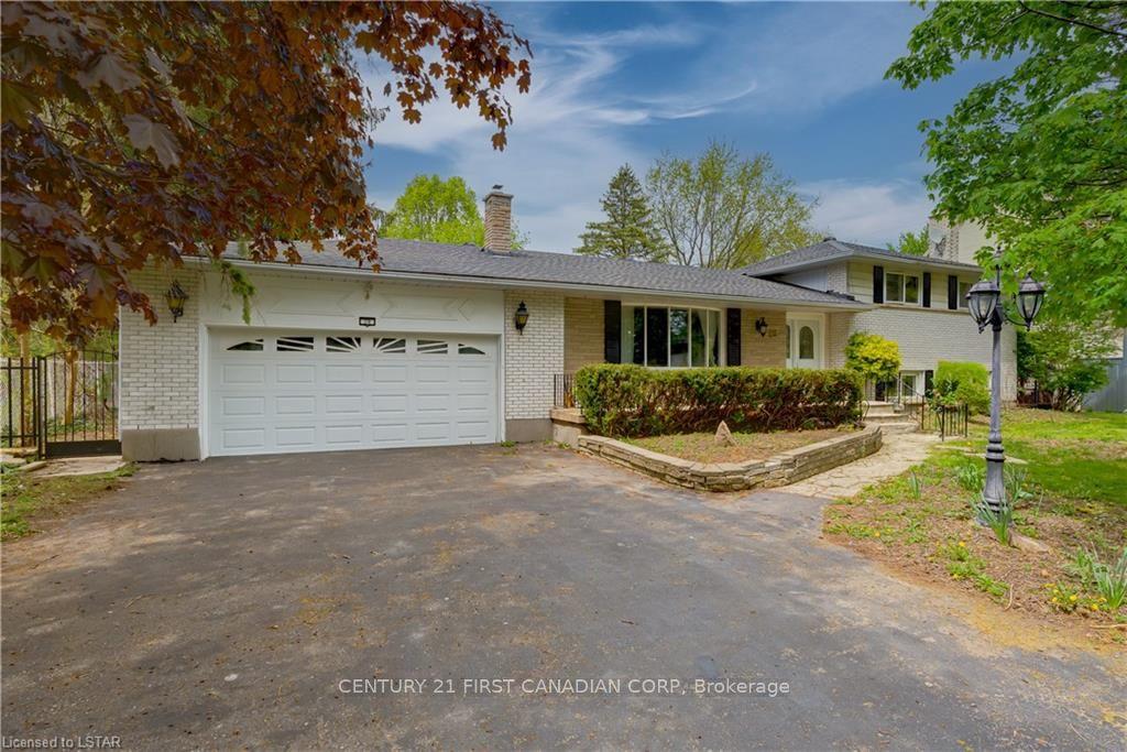 28 REDFORD Road — photo 1
