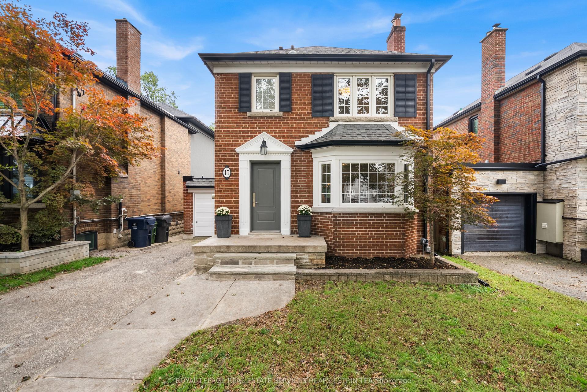 15 Mcrae Drive, Toronto — Detached for sale, photo 1