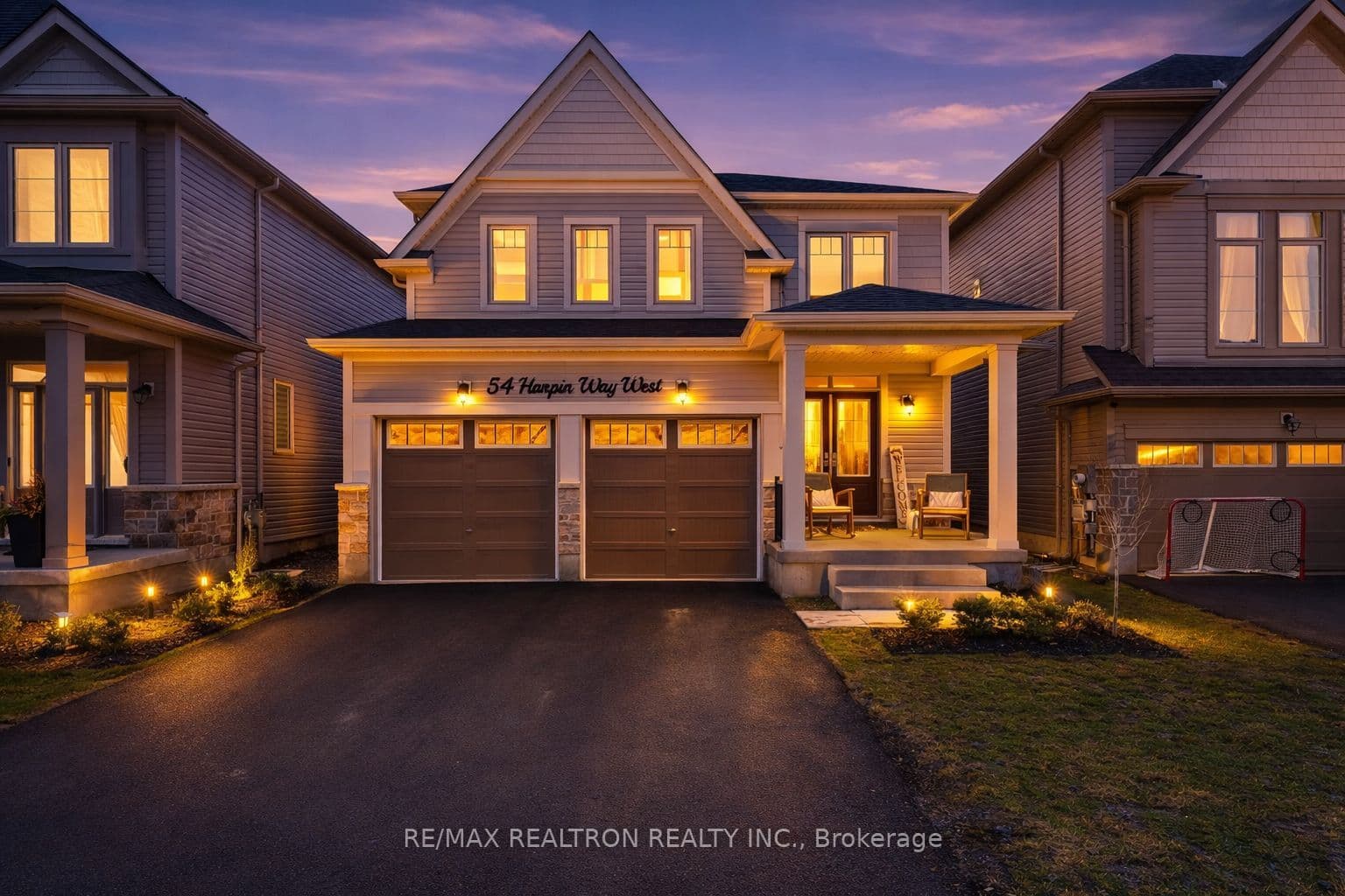 54 Harpin Way W — photo 1