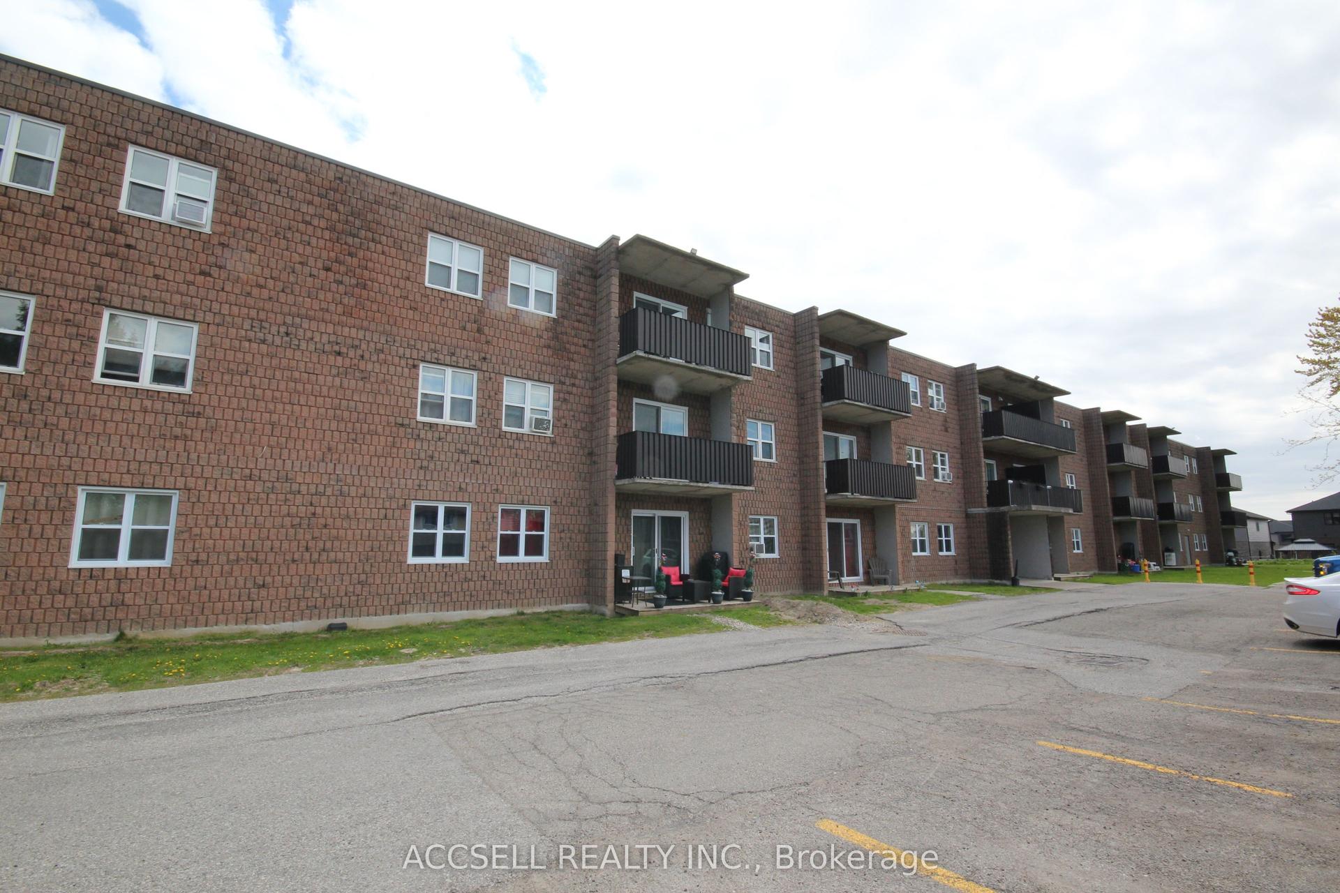 276 Merritt Avenue 212 #212 — photo 1