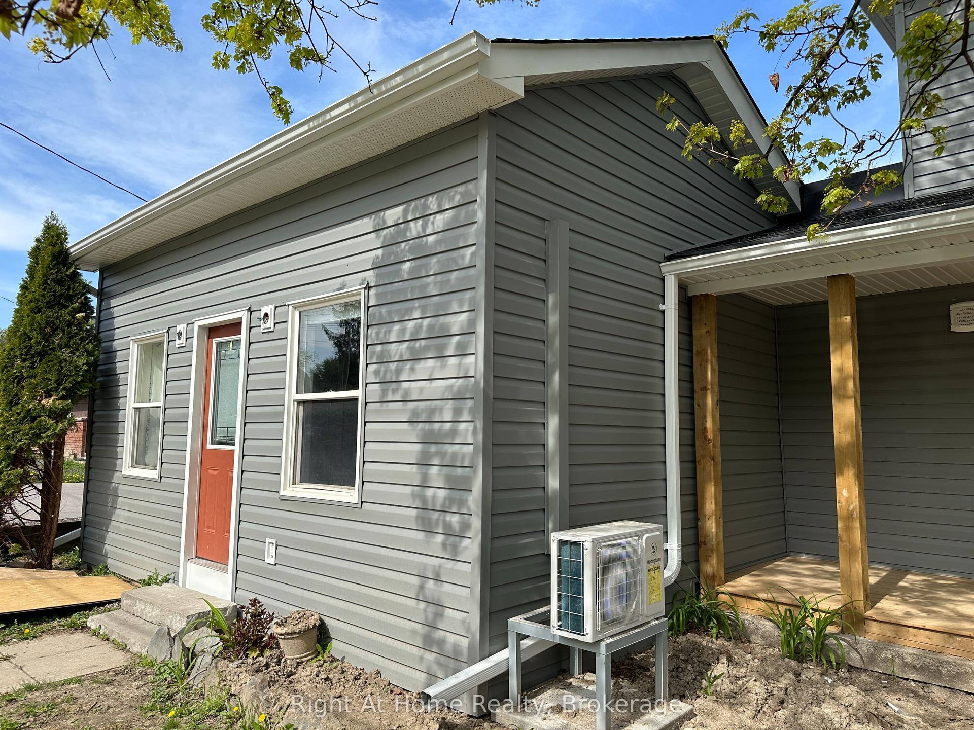 1119 King Street Unit B #Unit B, Whitby — Detached for lease, photo 1