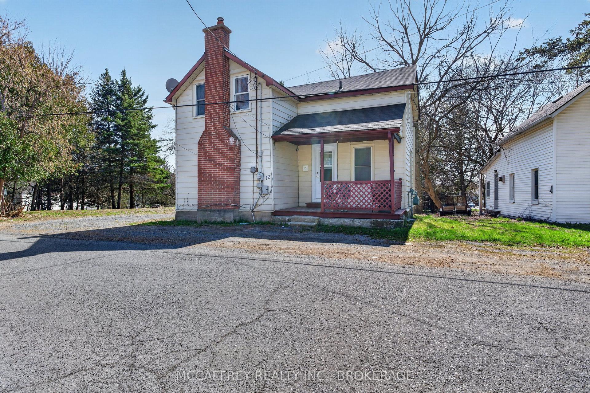 12 Original Road, Greater Napanee — Detached for sale, photo 1