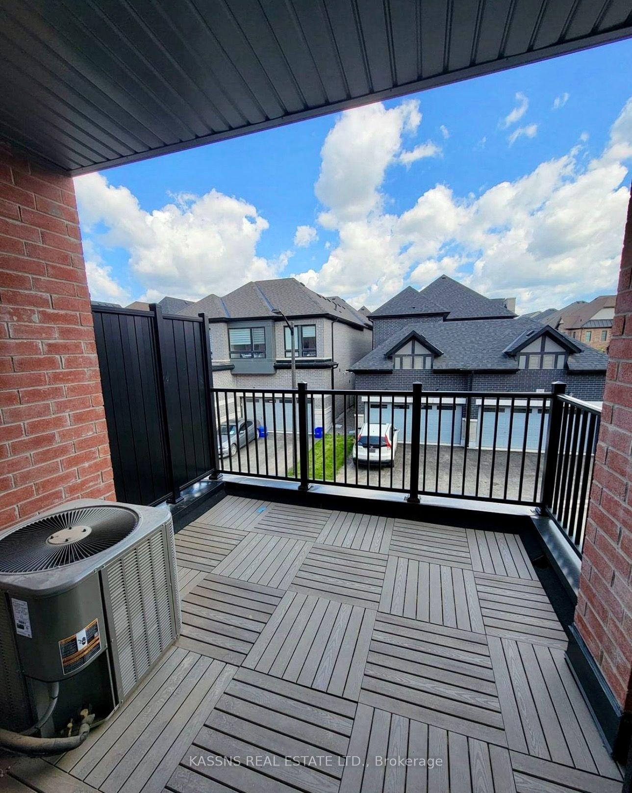 3305 Sixth Line, Oakville — Townhouse for sale, photo 1