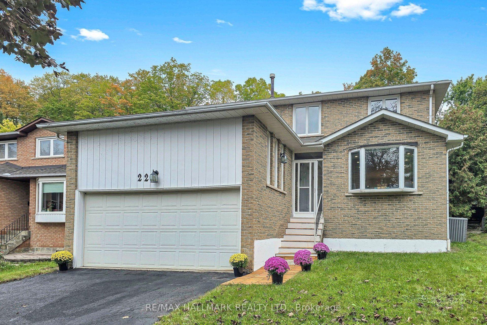 22 Pining Road, Markham — Detached for sale, photo 1
