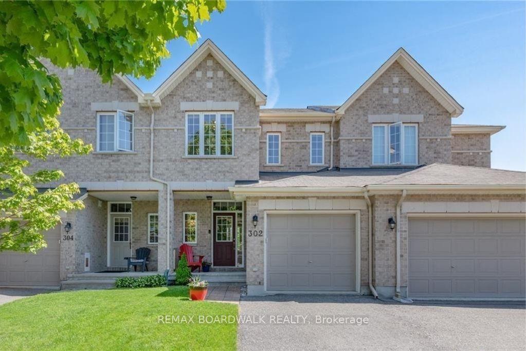 302 GREY SEAL Circle — photo 1
