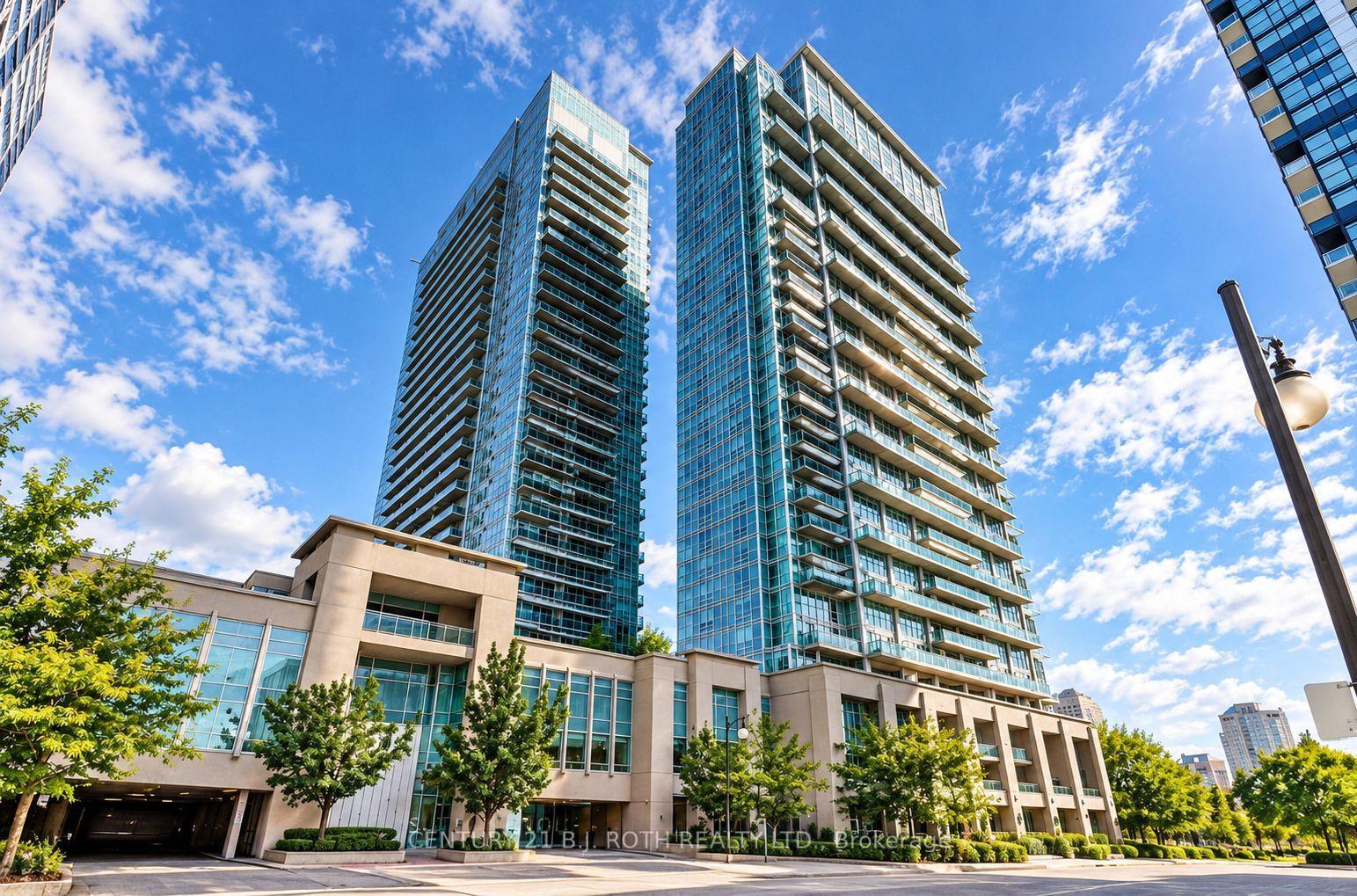 165 Legion Road N 923 #923, Toronto — Condo for lease, photo 1
