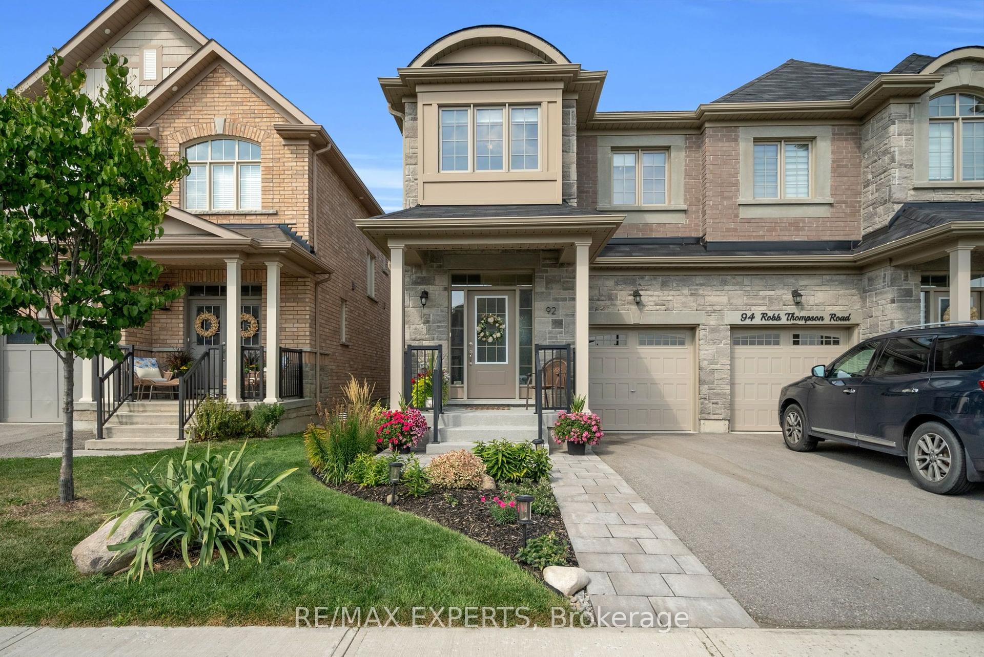92 Robb Thompson Road — photo 1