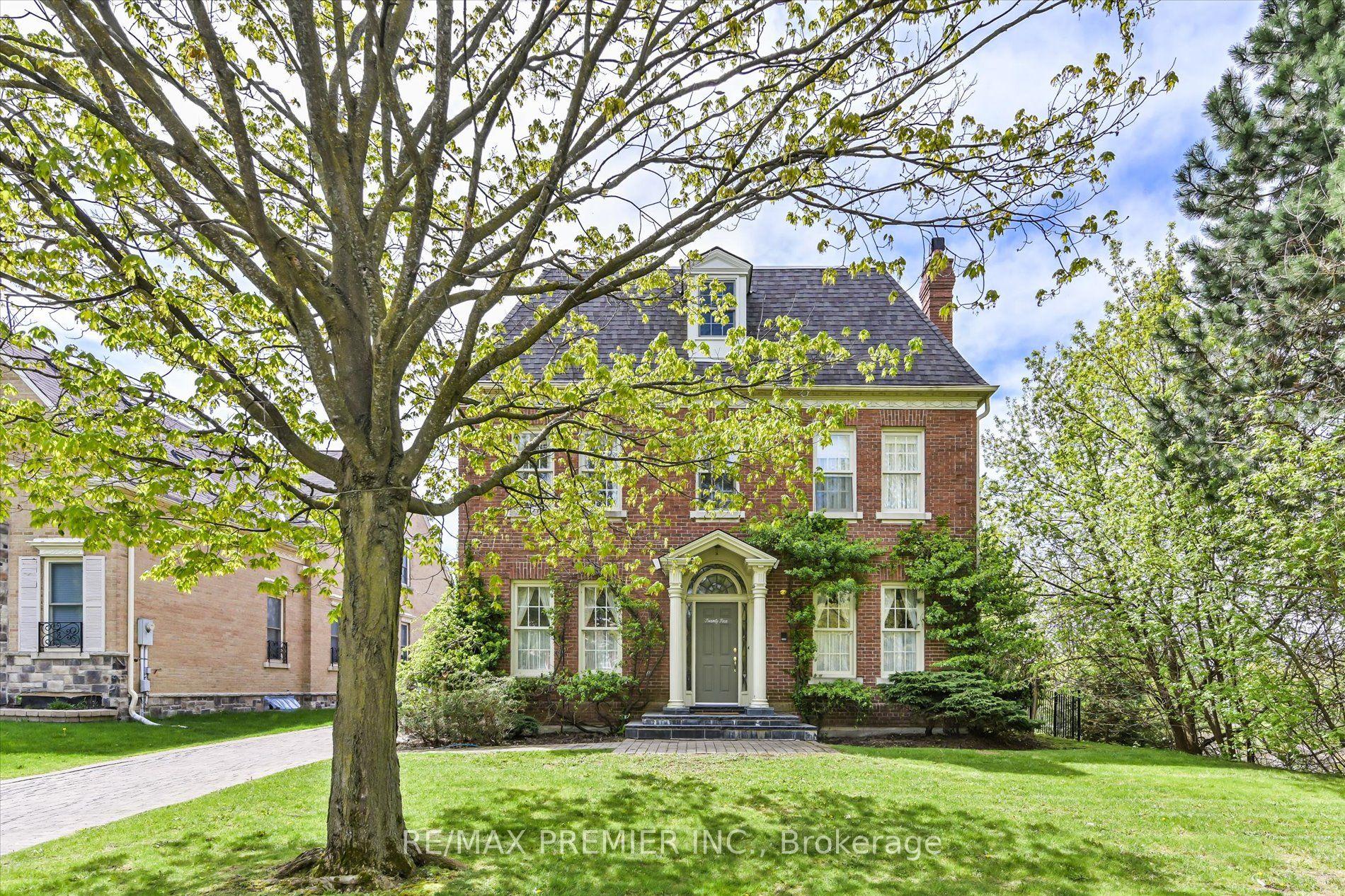 25 Highgrove Crescent — photo 1