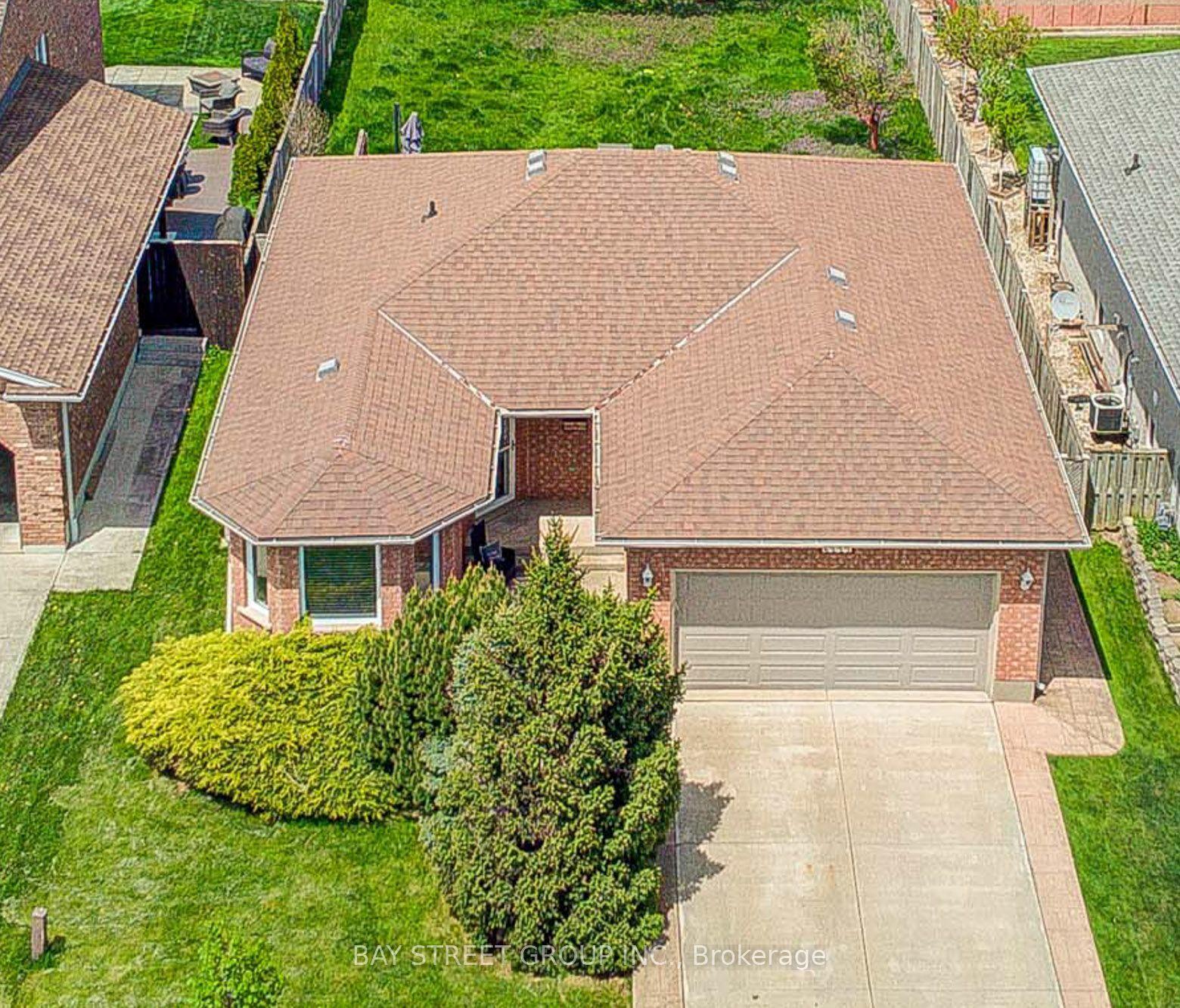 8223 MARCON Street, Niagara Falls — Detached for sale, photo 1