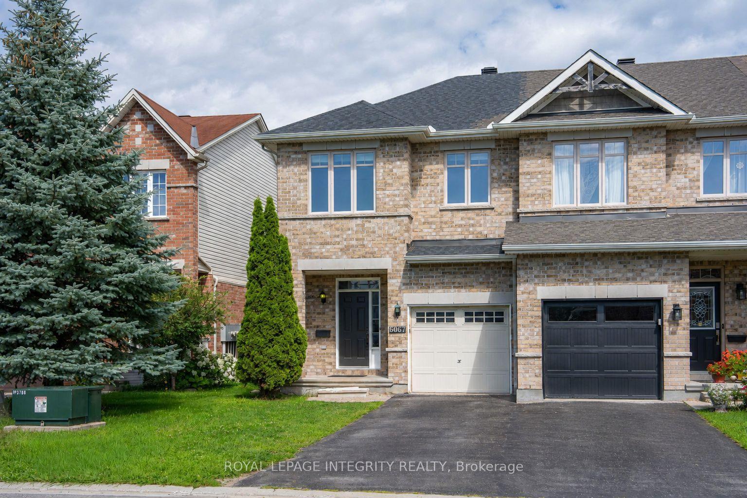 6067 North Bluff Drive, Blossom Park - Airport and Area — Townhouse for lease, photo 1