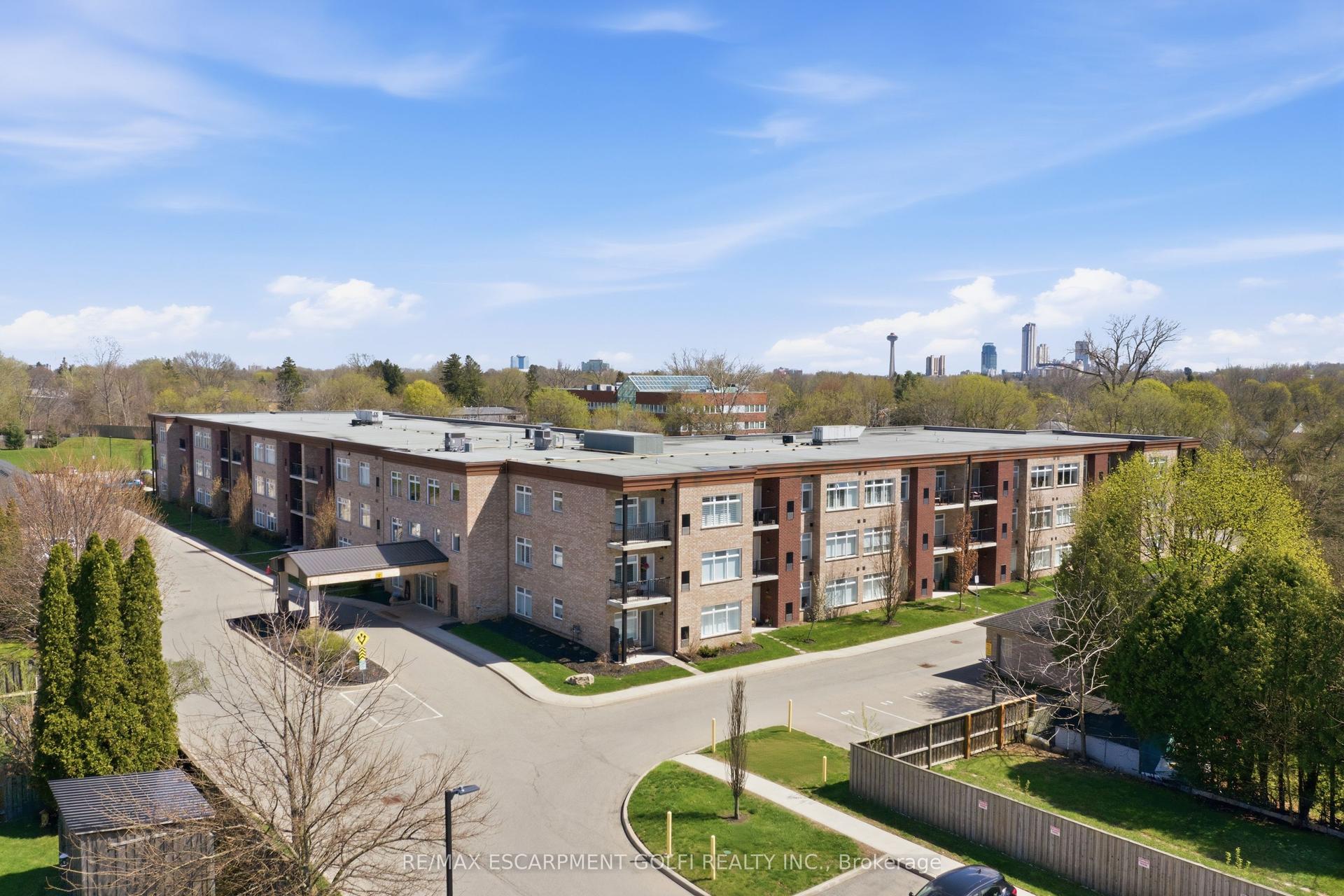 4644 Pettit Avenue 203 #203 — photo 1