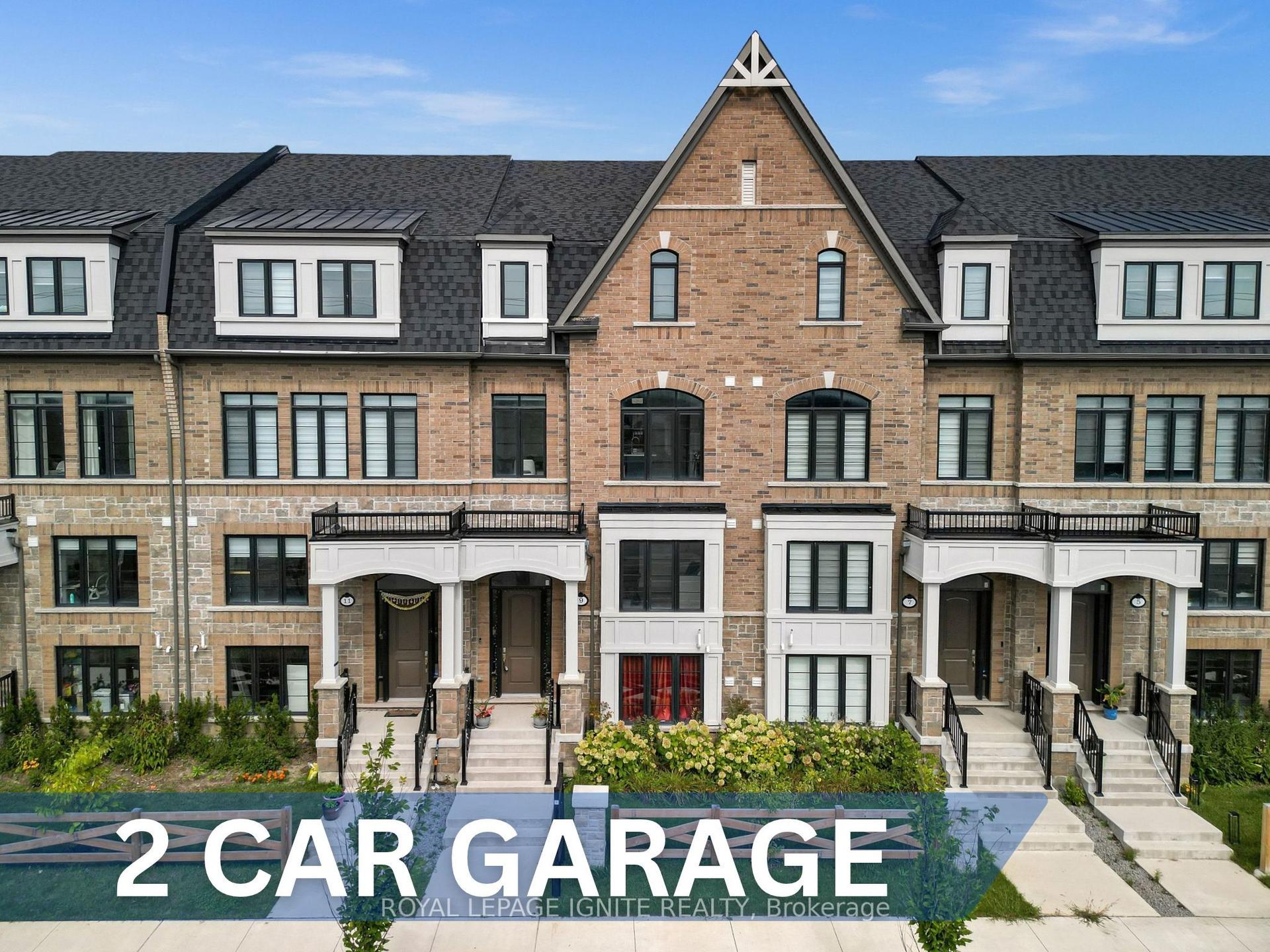 9 Icemaker Way, Whitby — Townhouse for sale, photo 1