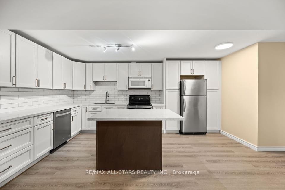 4 Smith Street Basement #Basement, Bradford West Gwillimbury — Detached for lease, photo 1