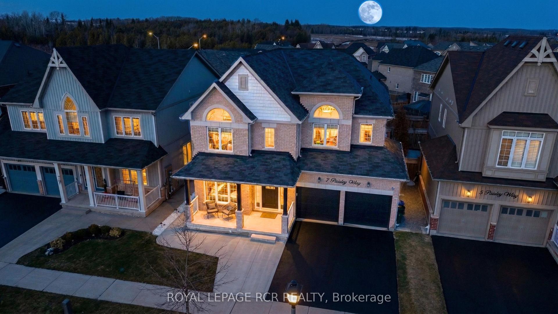7 Paisley Way — photo 1