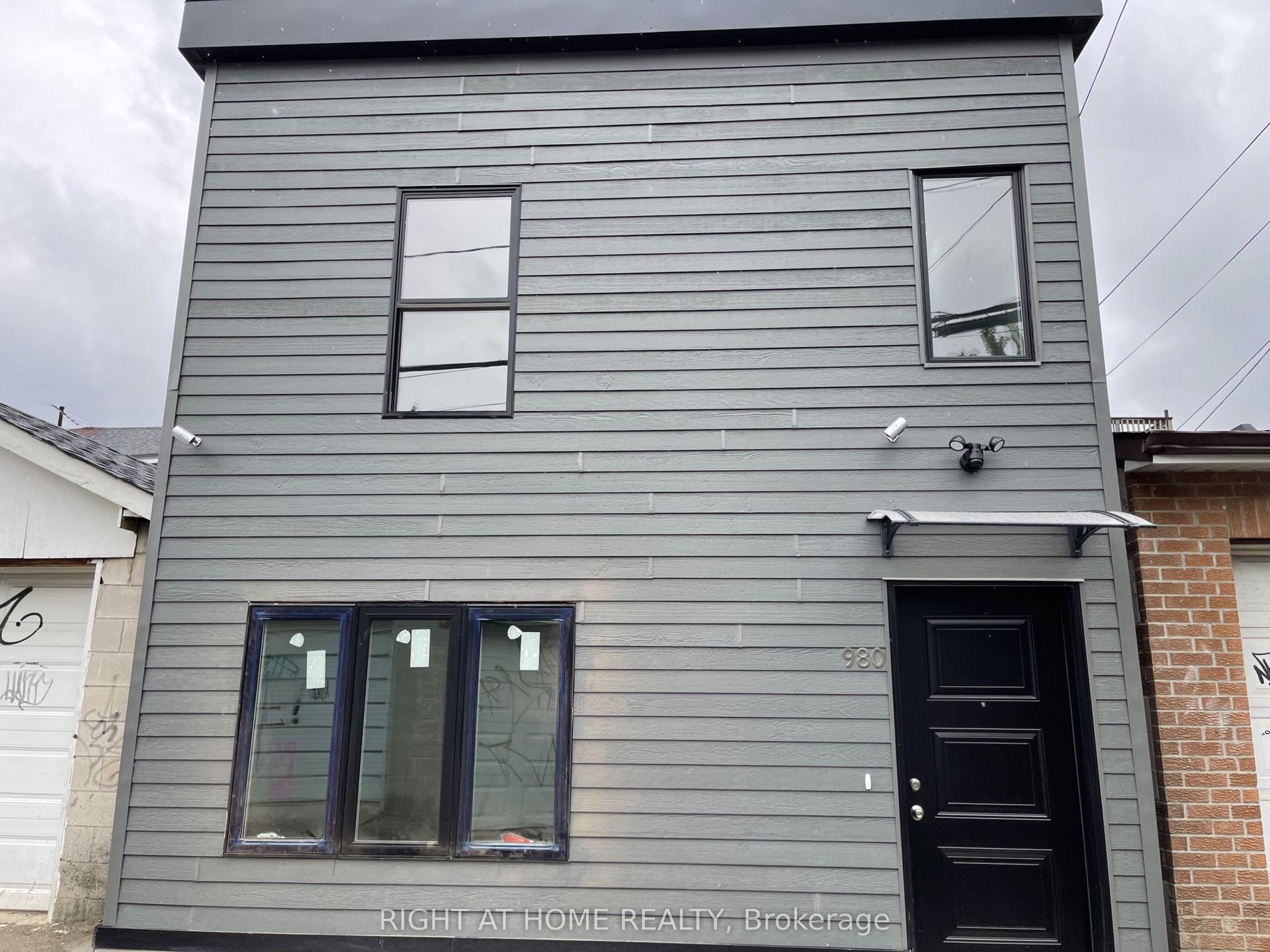 980 Ossington Avenue Laneway suite #Laneway suite, Toronto — Townhouse for lease, photo 1
