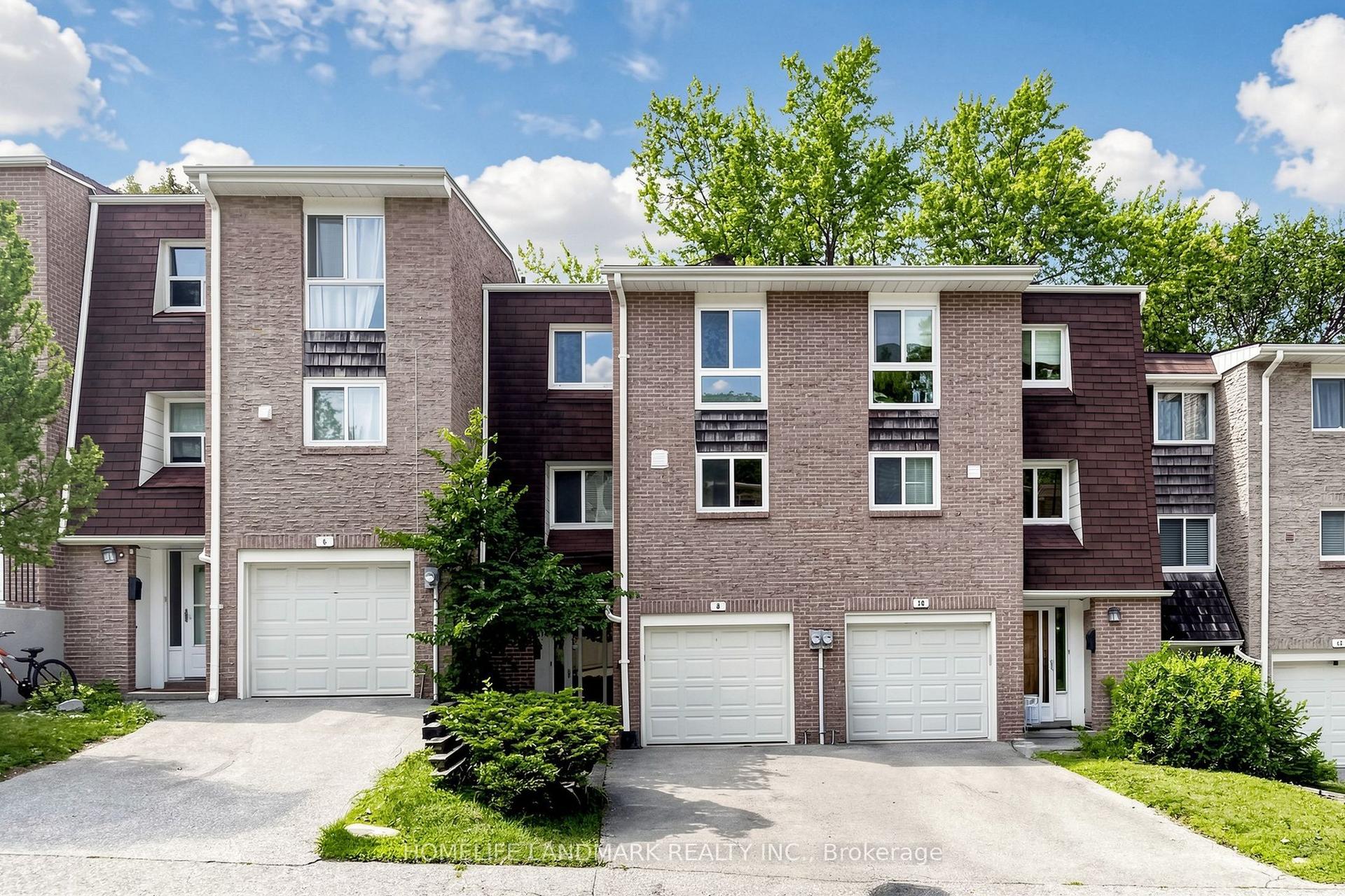 8 Rusty Crest Way, Toronto — Condo Town for sale, photo 1