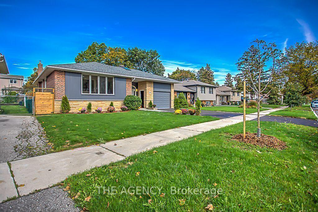 14 Wareside Road Main #Main, Toronto — Detached for lease, photo 1